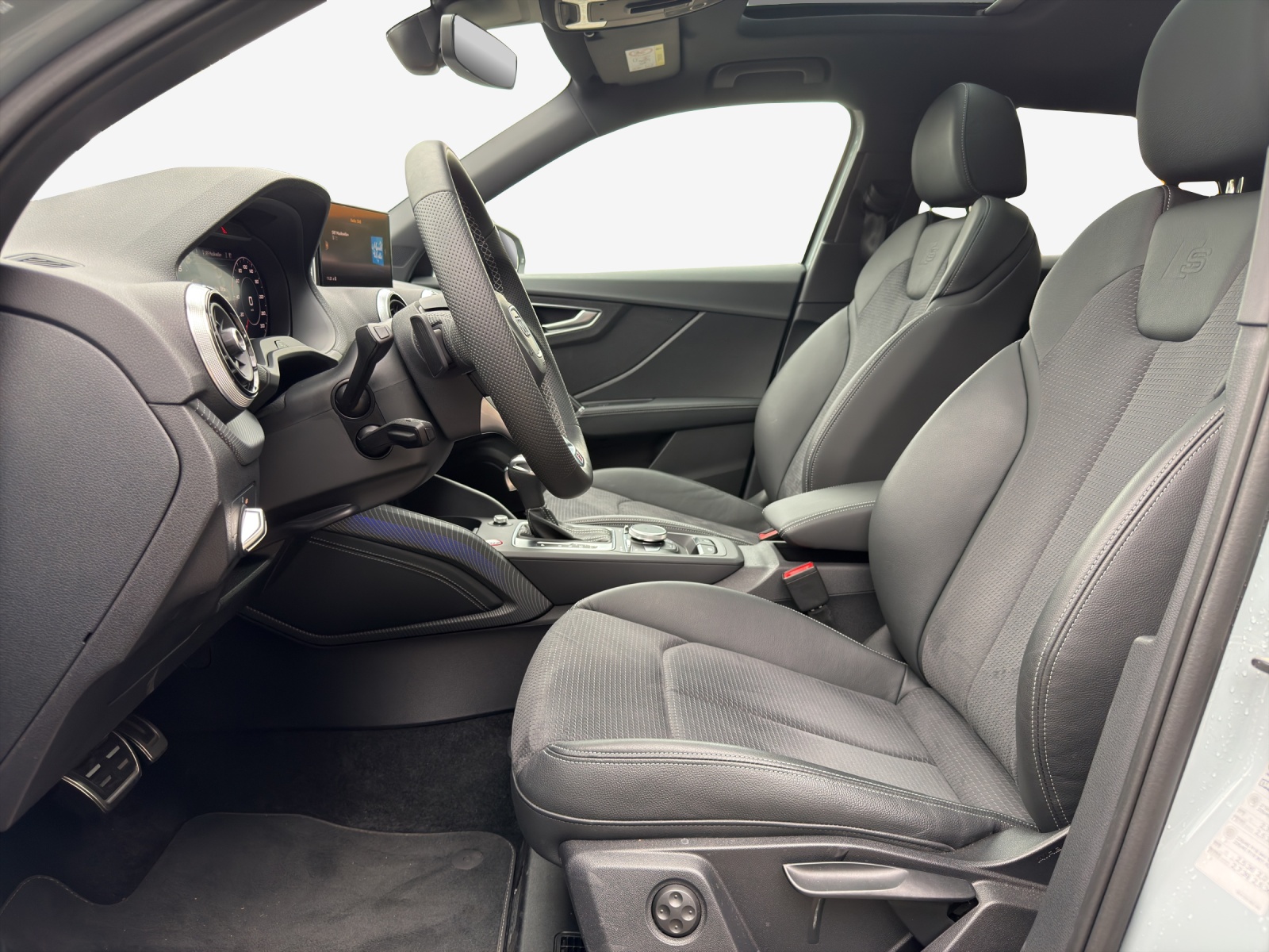 AUDI SQ2 TFSI quattro S-tronic-image-7