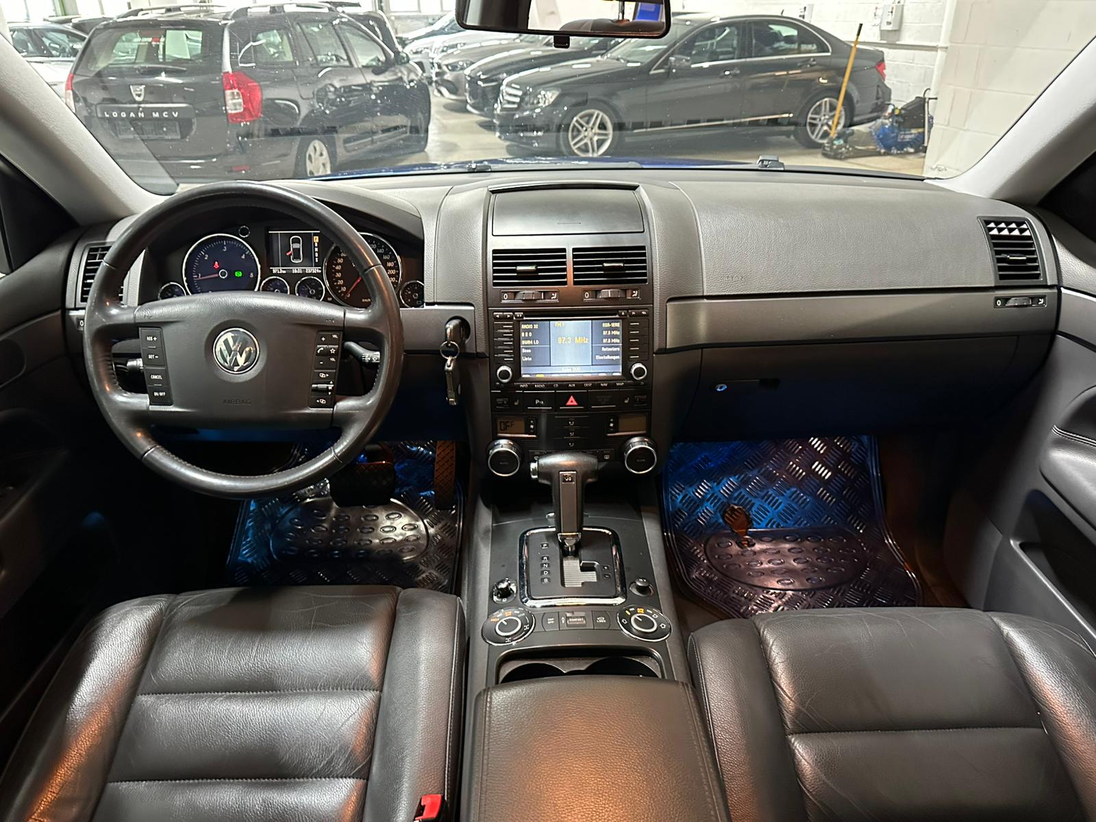 VW Touareg 3.0 TDI Mountain-image-9