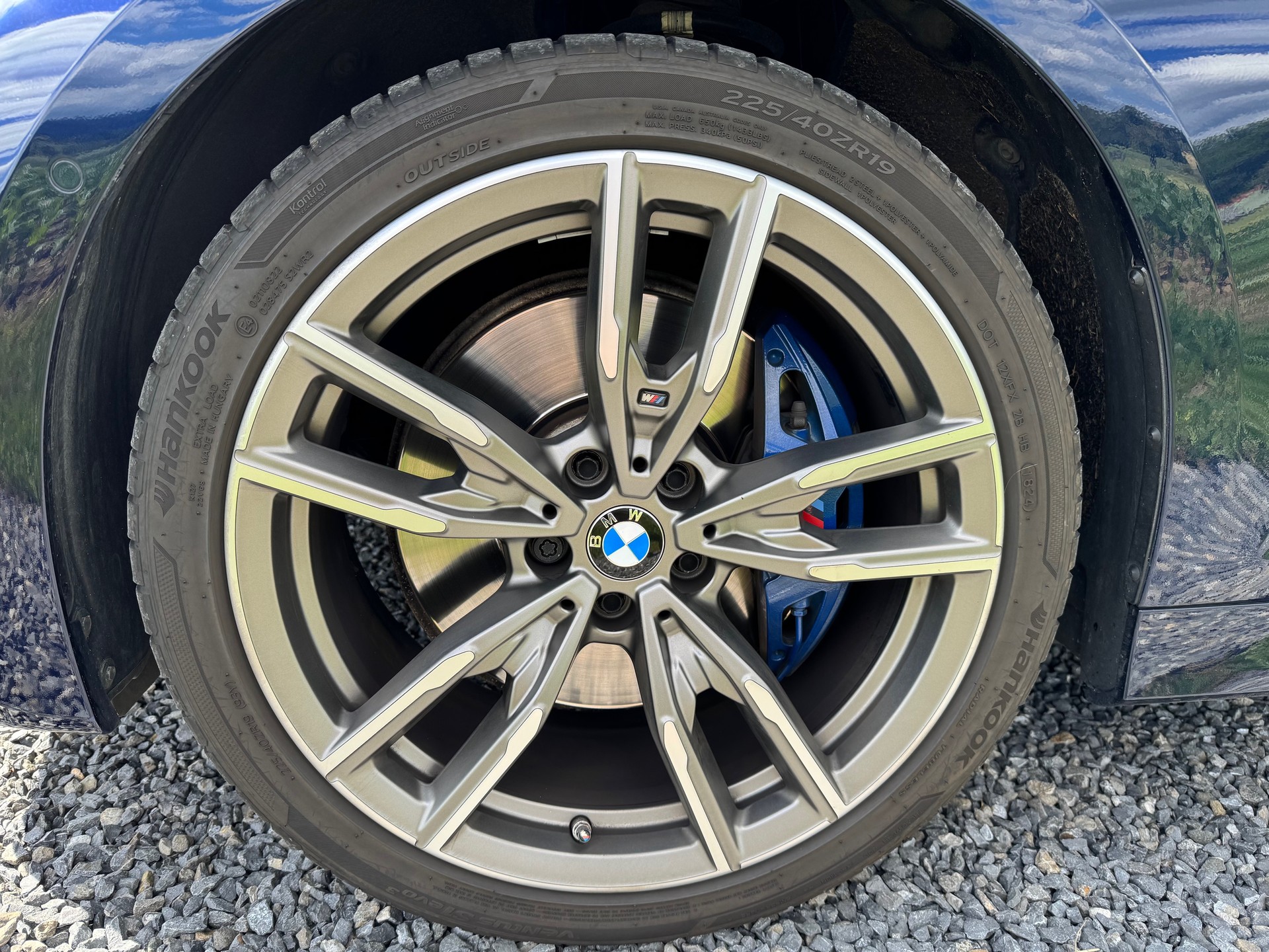 BMW M340i xDrive-image-12