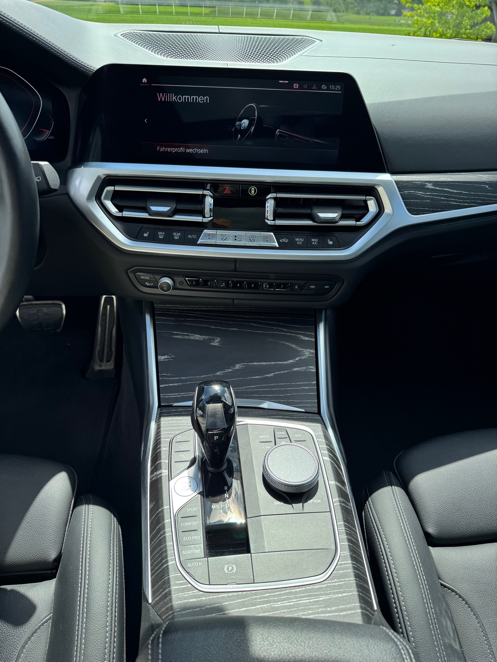 BMW M340i xDrive-image-9
