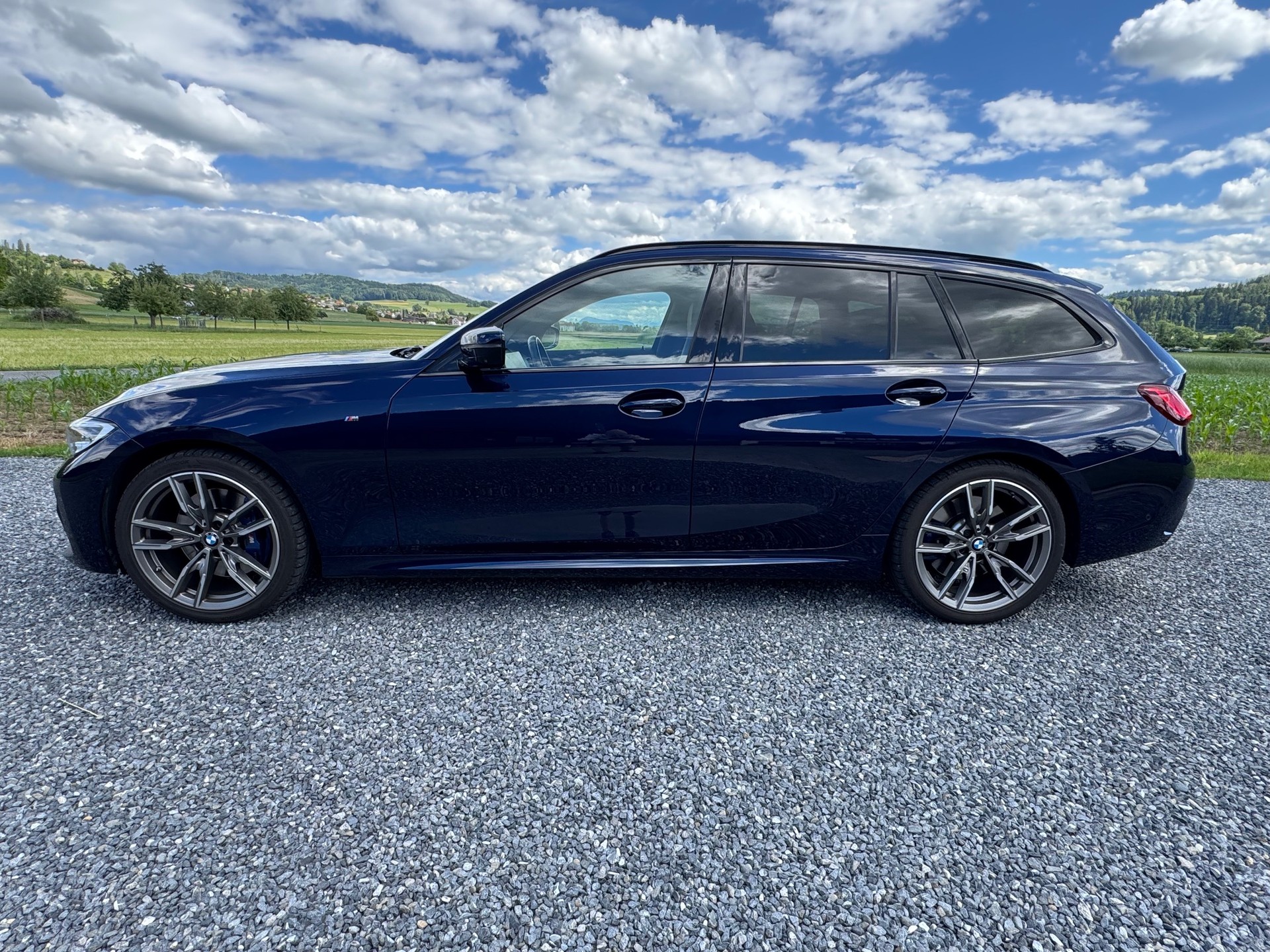 BMW M340i xDrive-image-4