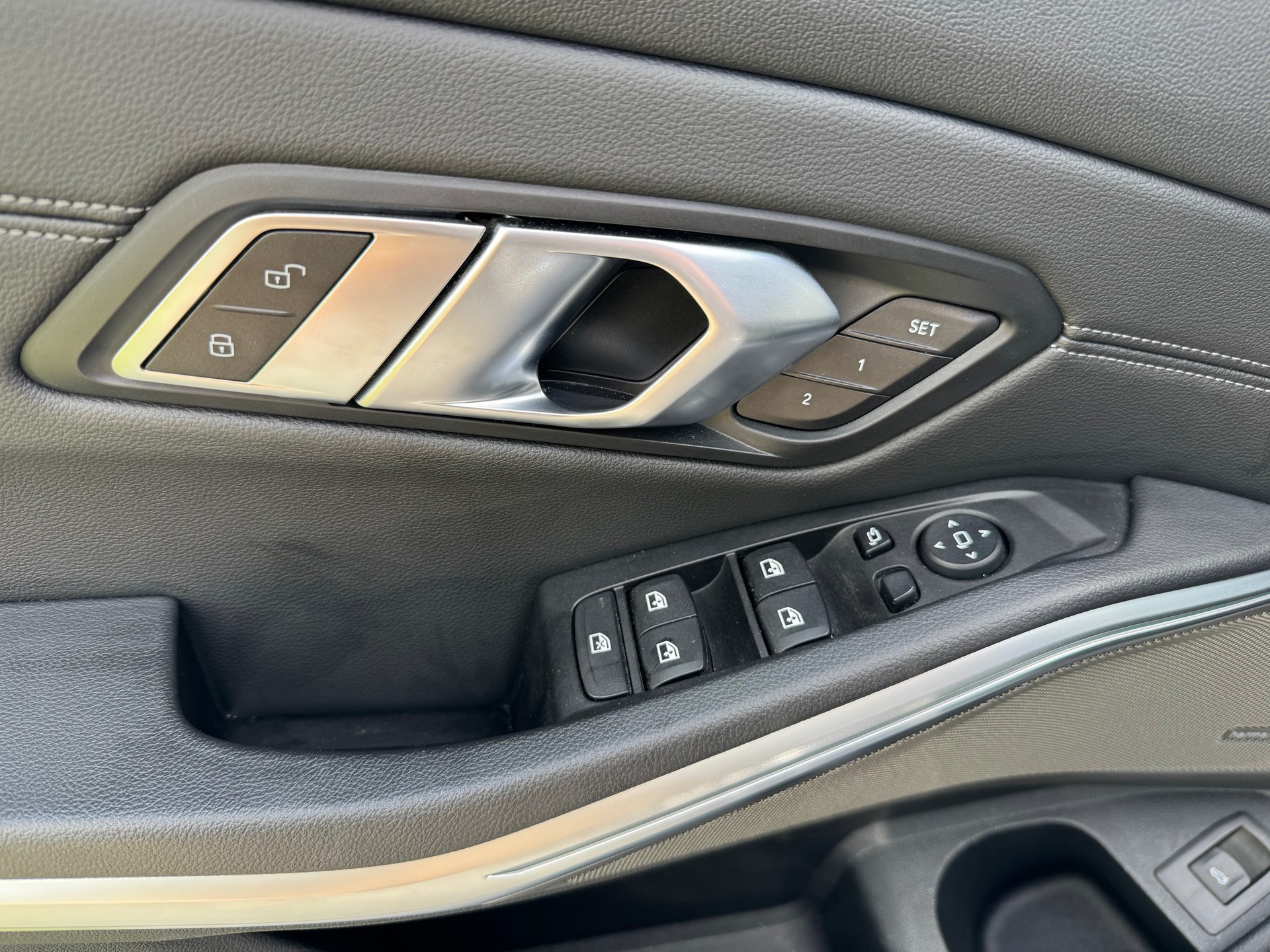BMW M340i xDrive-image-10