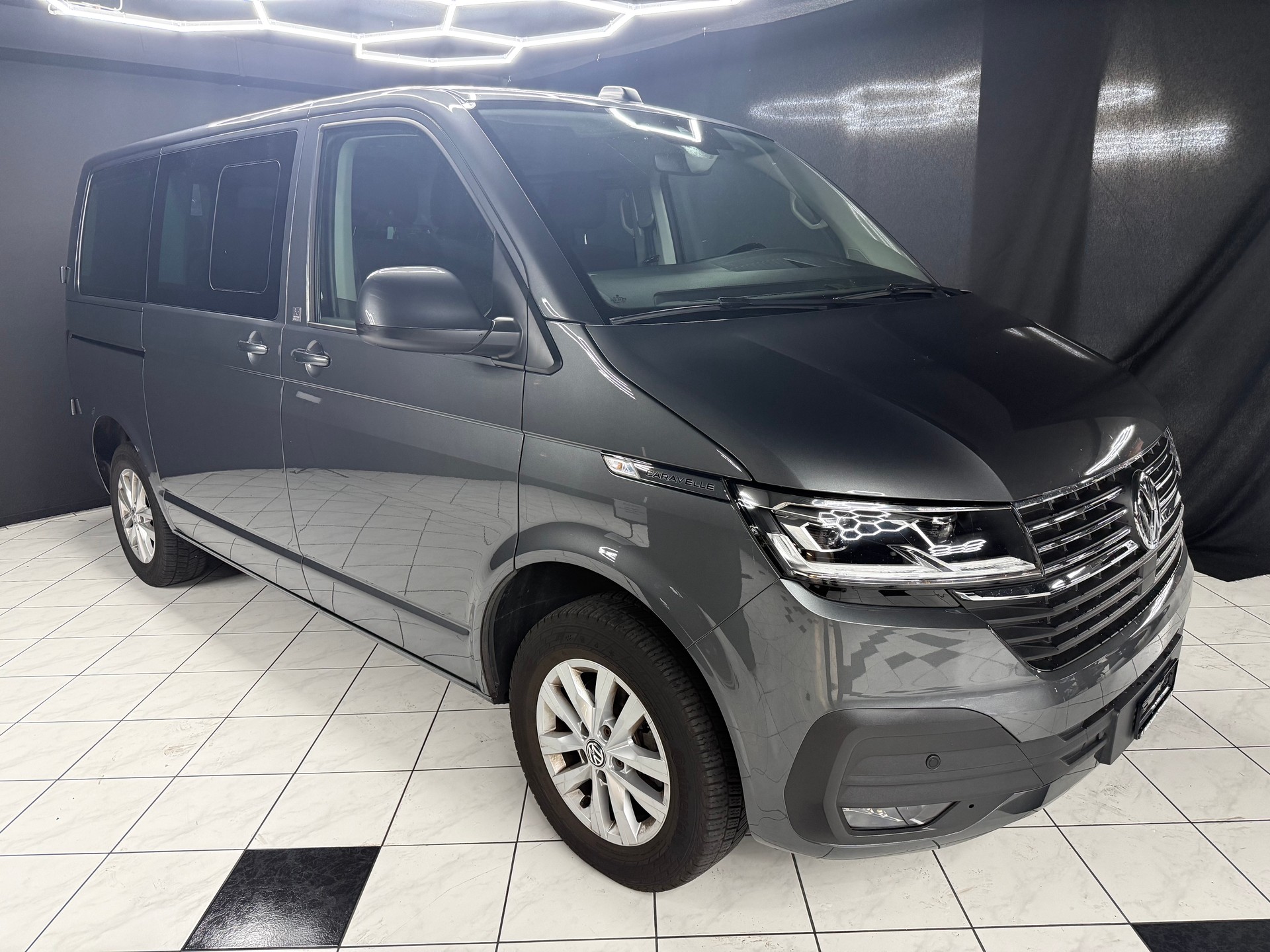 VW T6.1 2.0 TDI DSG-image-3