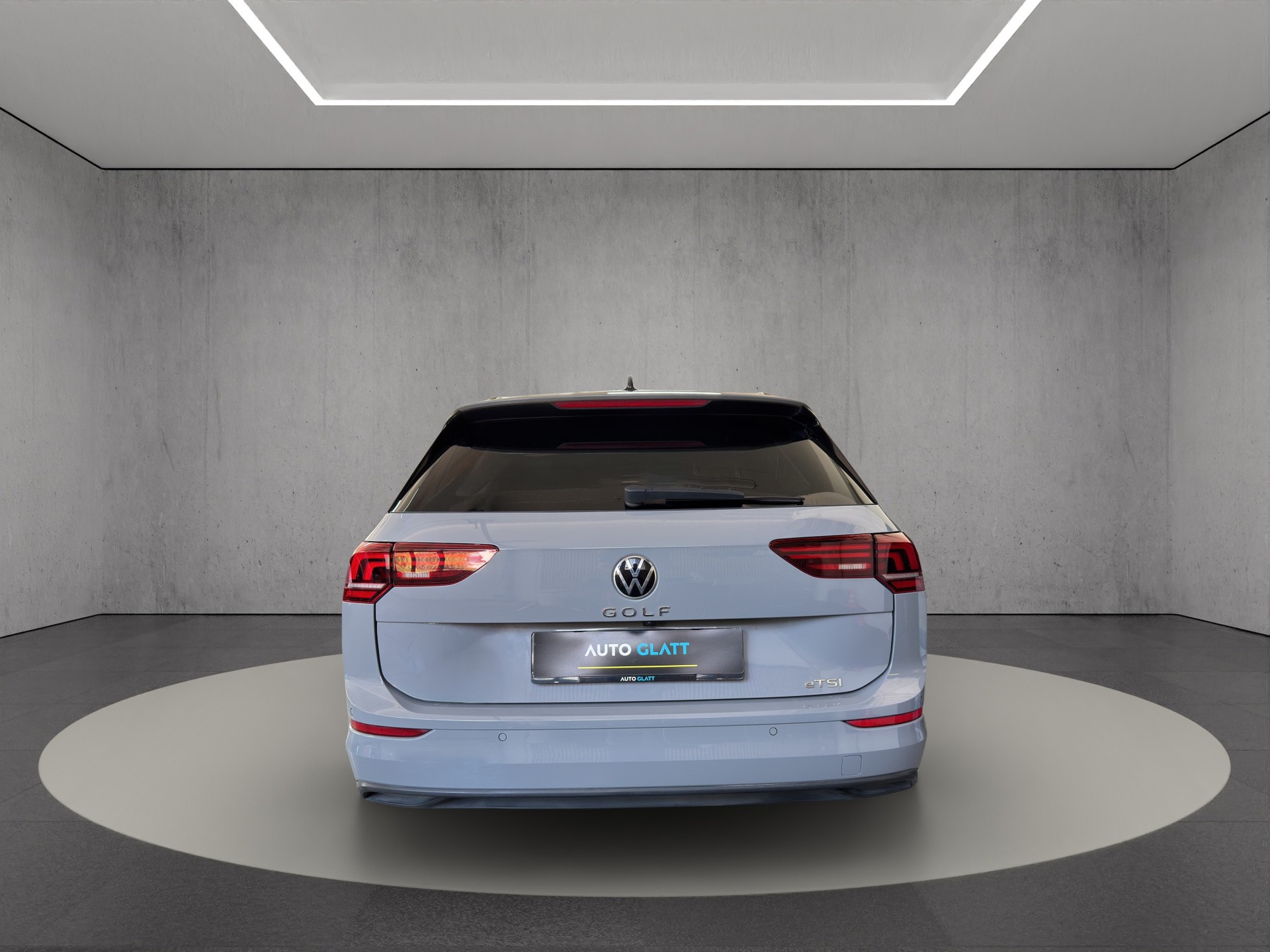 VW Golf Variant 1.5 eTSI mHEV Life "ACC-RF. Kamera"-image-5