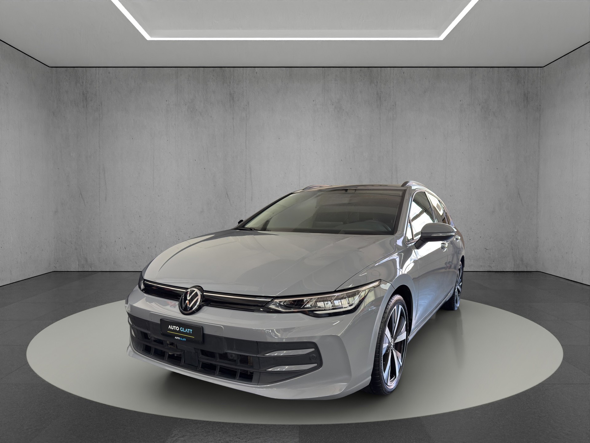 VW Golf Variant 1.5 eTSI mHEV Life "ACC-RF. Kamera"-image-22