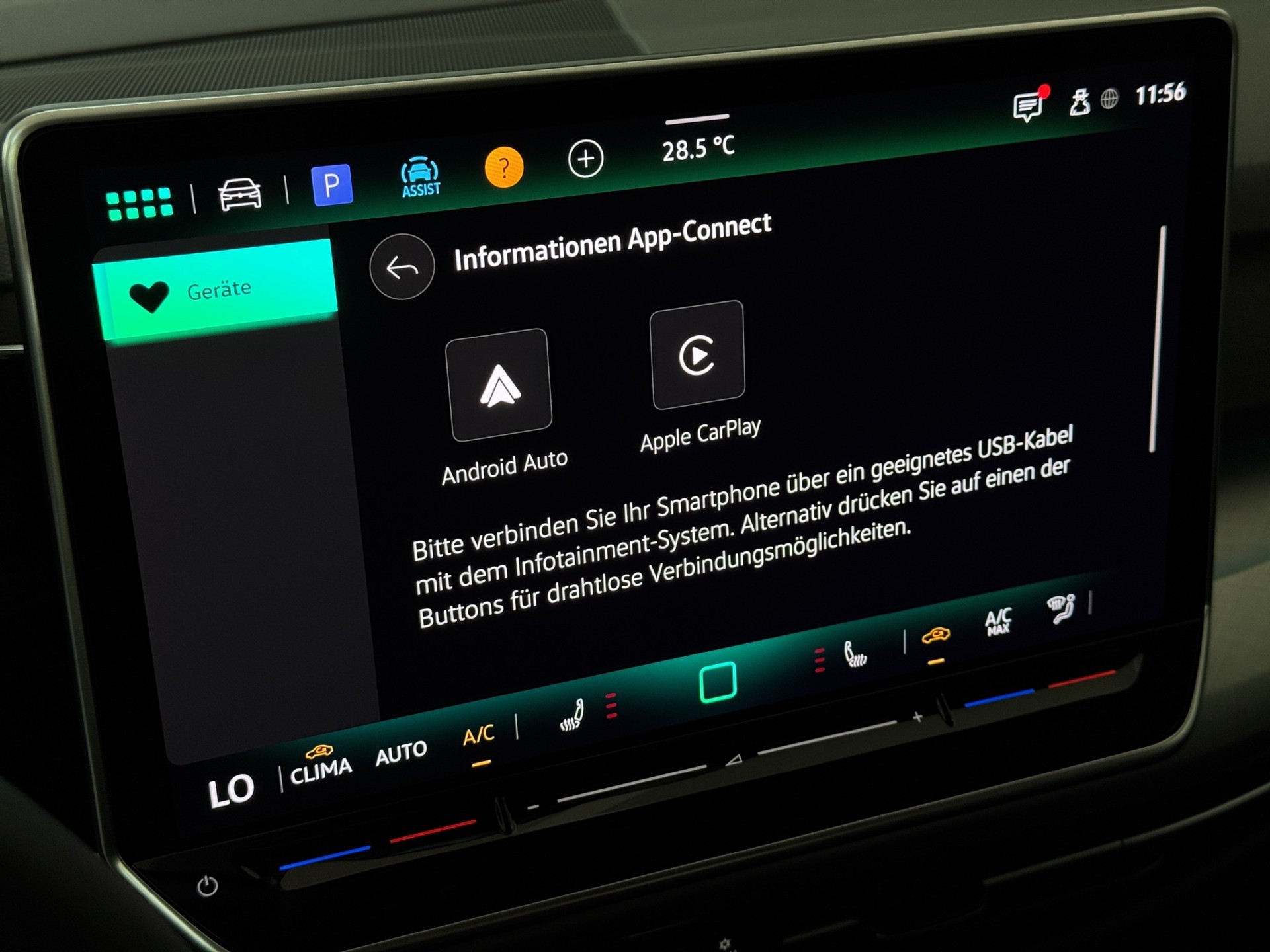 VW Golf Variant 1.5 eTSI mHEV Life "ACC-RF. Kamera"-image-14