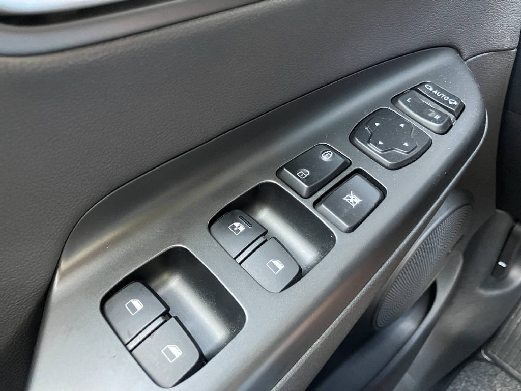 HYUNDAI Kona 1.6 GDi Hybrid Vertex-image-18