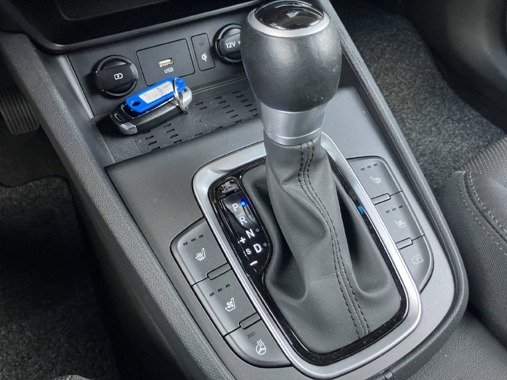 HYUNDAI Kona 1.6 GDi Hybrid Vertex-image-15