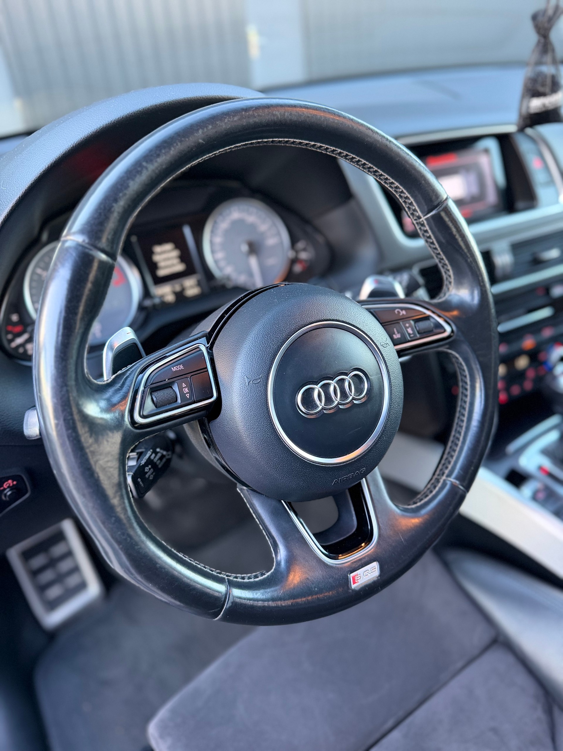 AUDI SQ5 3.0 TDI quattro tiptronic-image-13