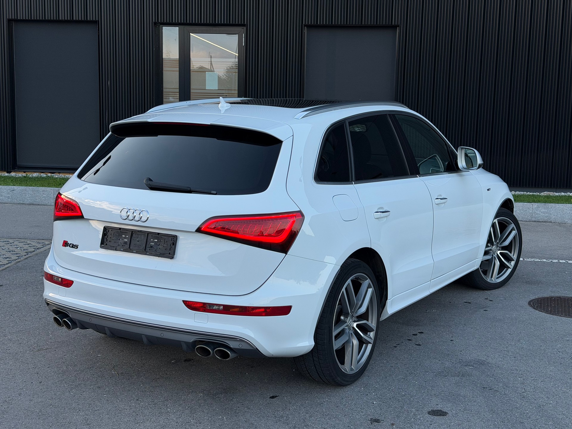 AUDI SQ5 3.0 TDI quattro tiptronic-image-5