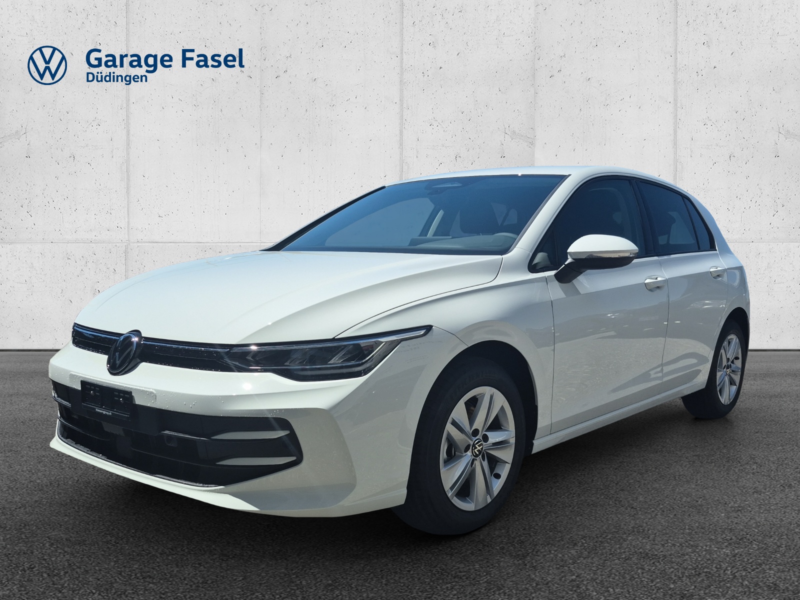 VW Golf 1.5 TSI Basis-image-0