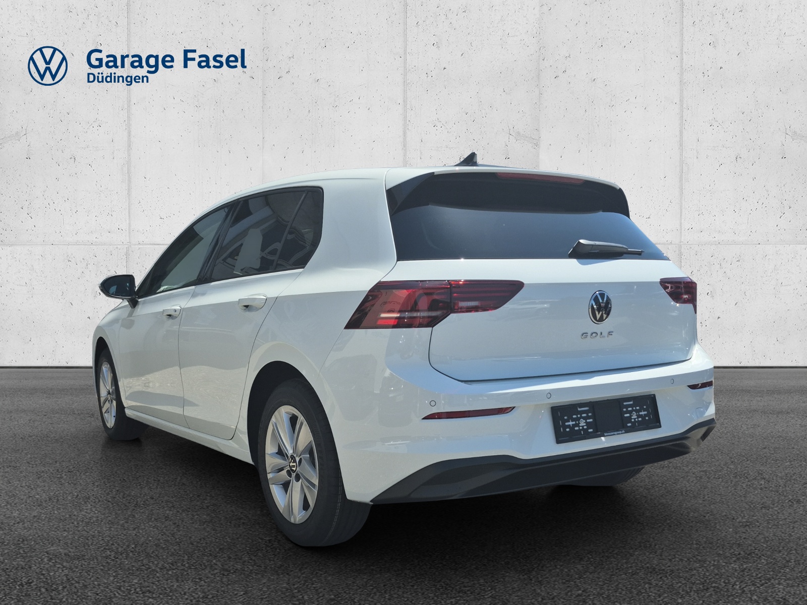 VW Golf 1.5 TSI Basis-image-2