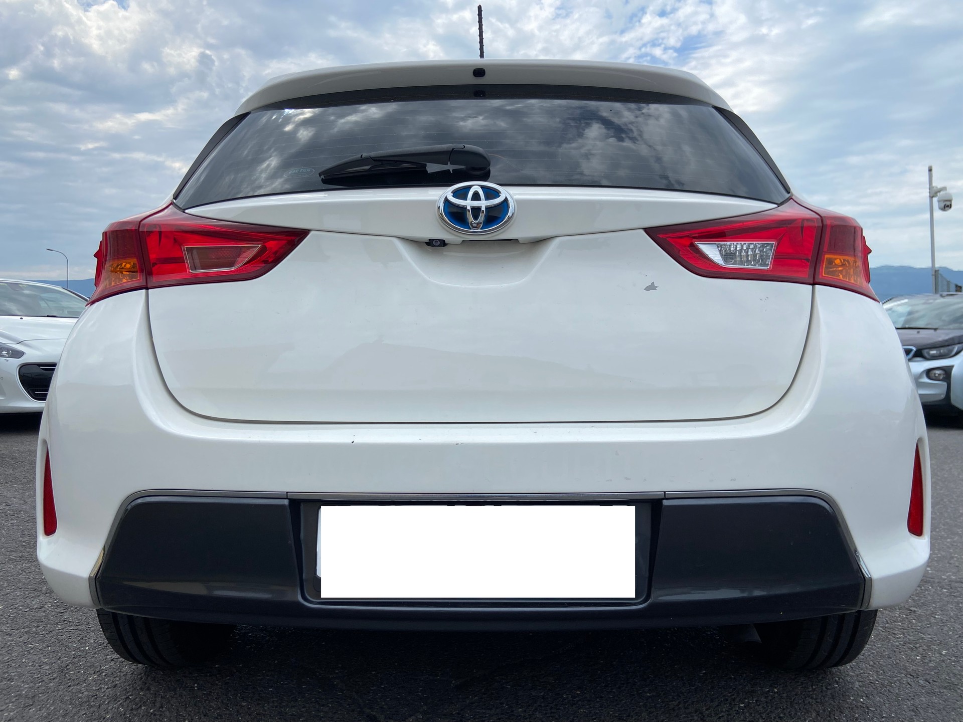 TOYOTA Auris 1.8 16V HSD Linea Luna ***Prix Fixe***-image-4