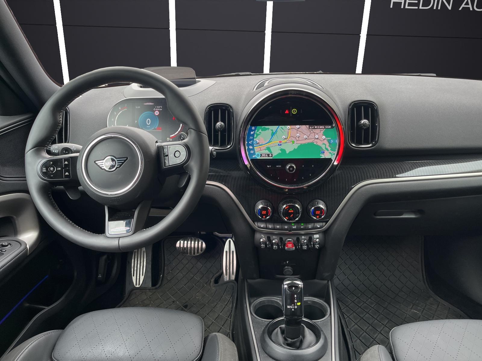 MINI Countryman F60 2.0i John Cooper Works ALL4-image-18
