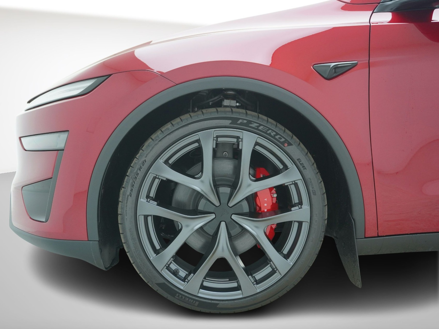 TESLA Model Y Performance AWD-image-10