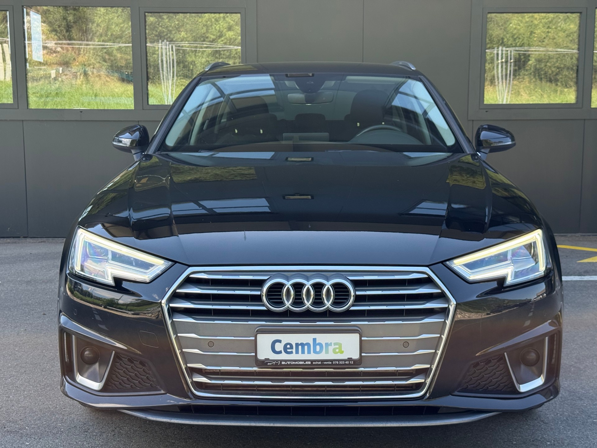 AUDI A4 Avant 40 TFSI Sport S-tronic-image-2