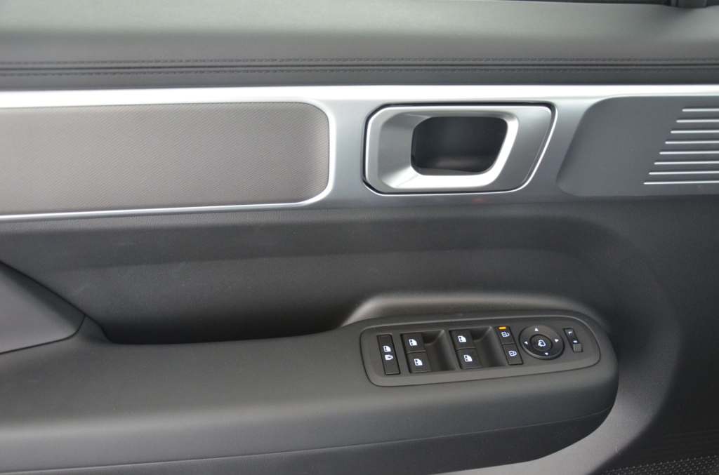 HYUNDAI Santa Fe 1.6 PHEV Premium 4WD-image-24