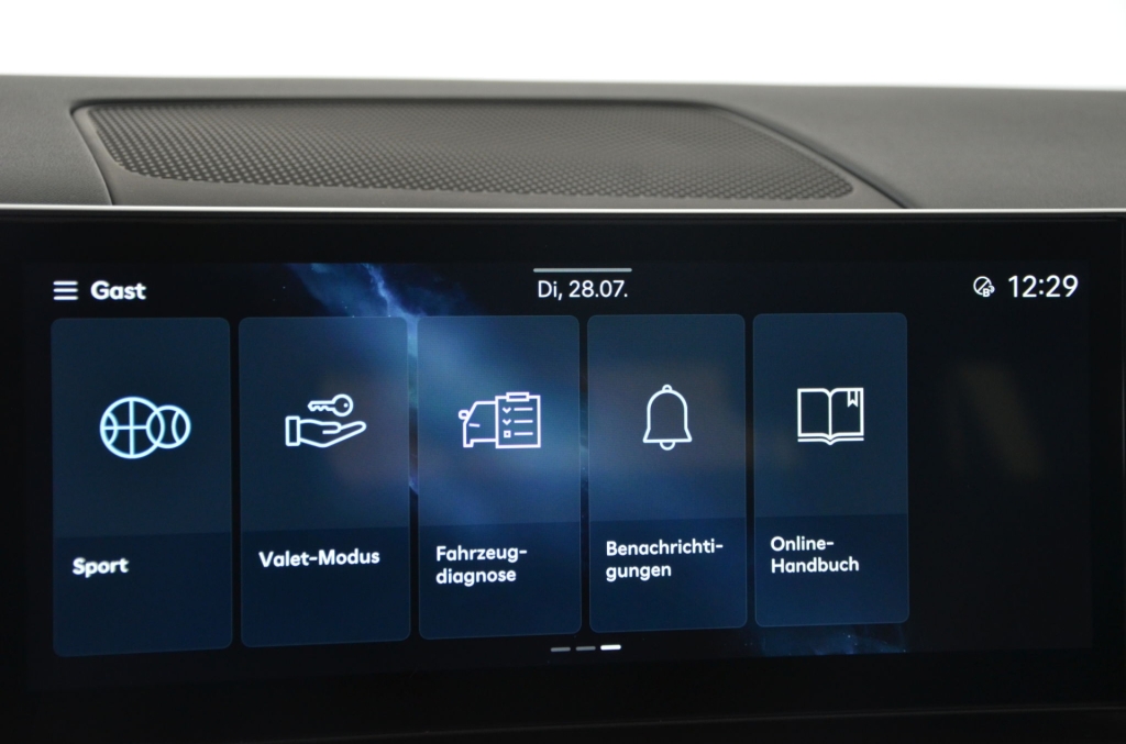 HYUNDAI Santa Fe 1.6 PHEV Premium 4WD-image-14