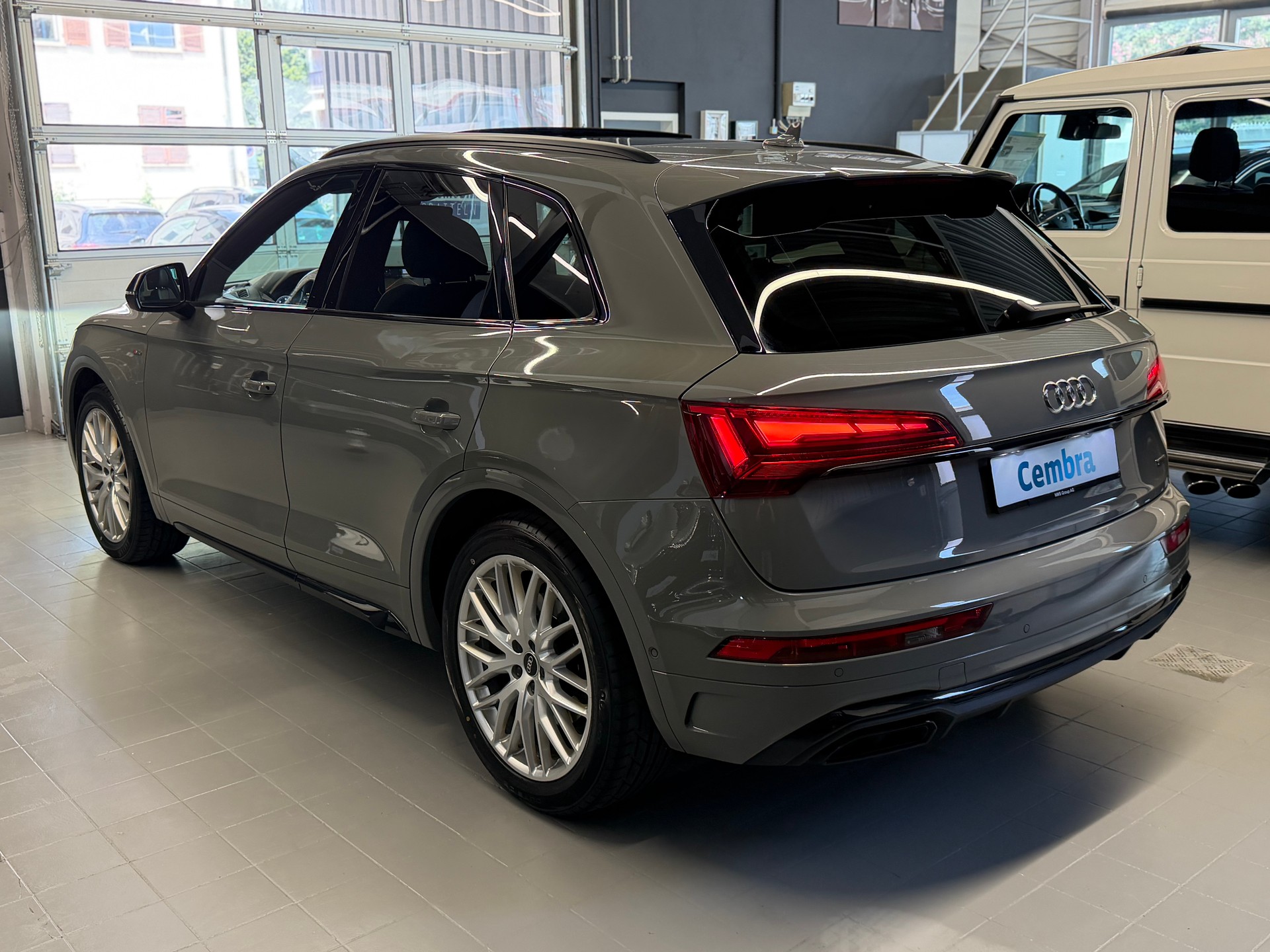 AUDI Q5 50 TDI S-line Black Edition quattro tiptronic-image-4