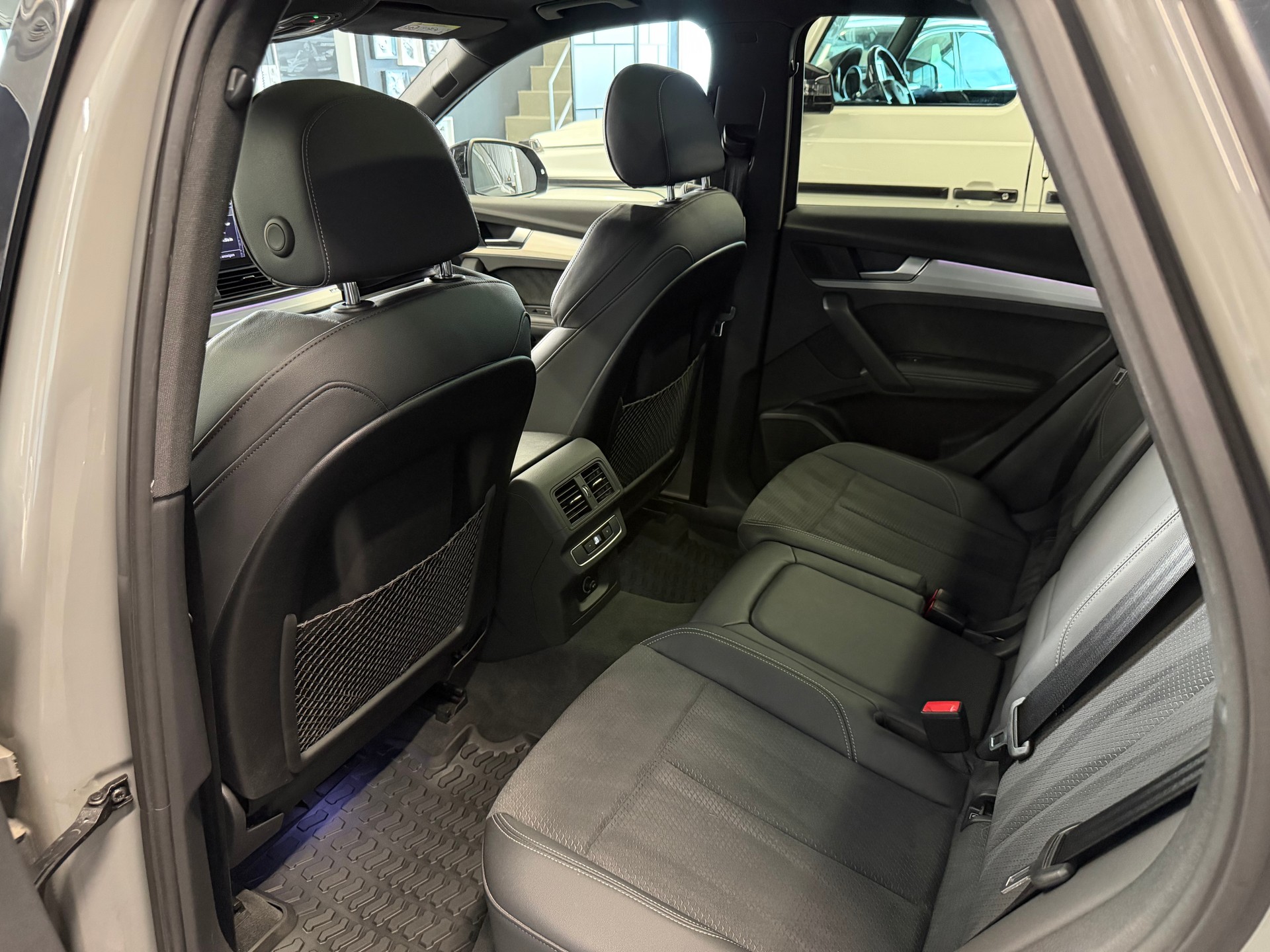 AUDI Q5 50 TDI S-line Black Edition quattro tiptronic-image-27