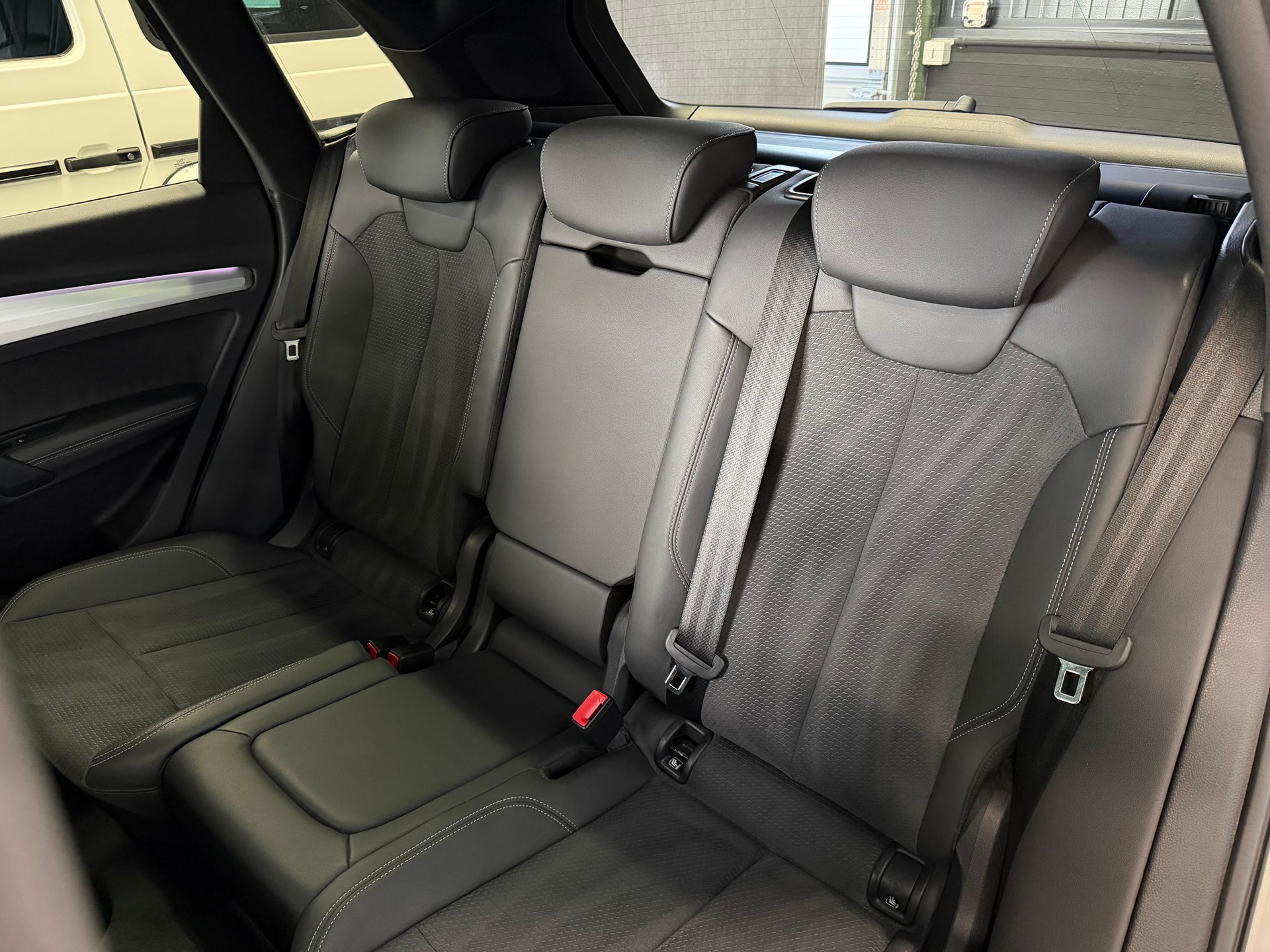 AUDI Q5 50 TDI S-line Black Edition quattro tiptronic-image-28