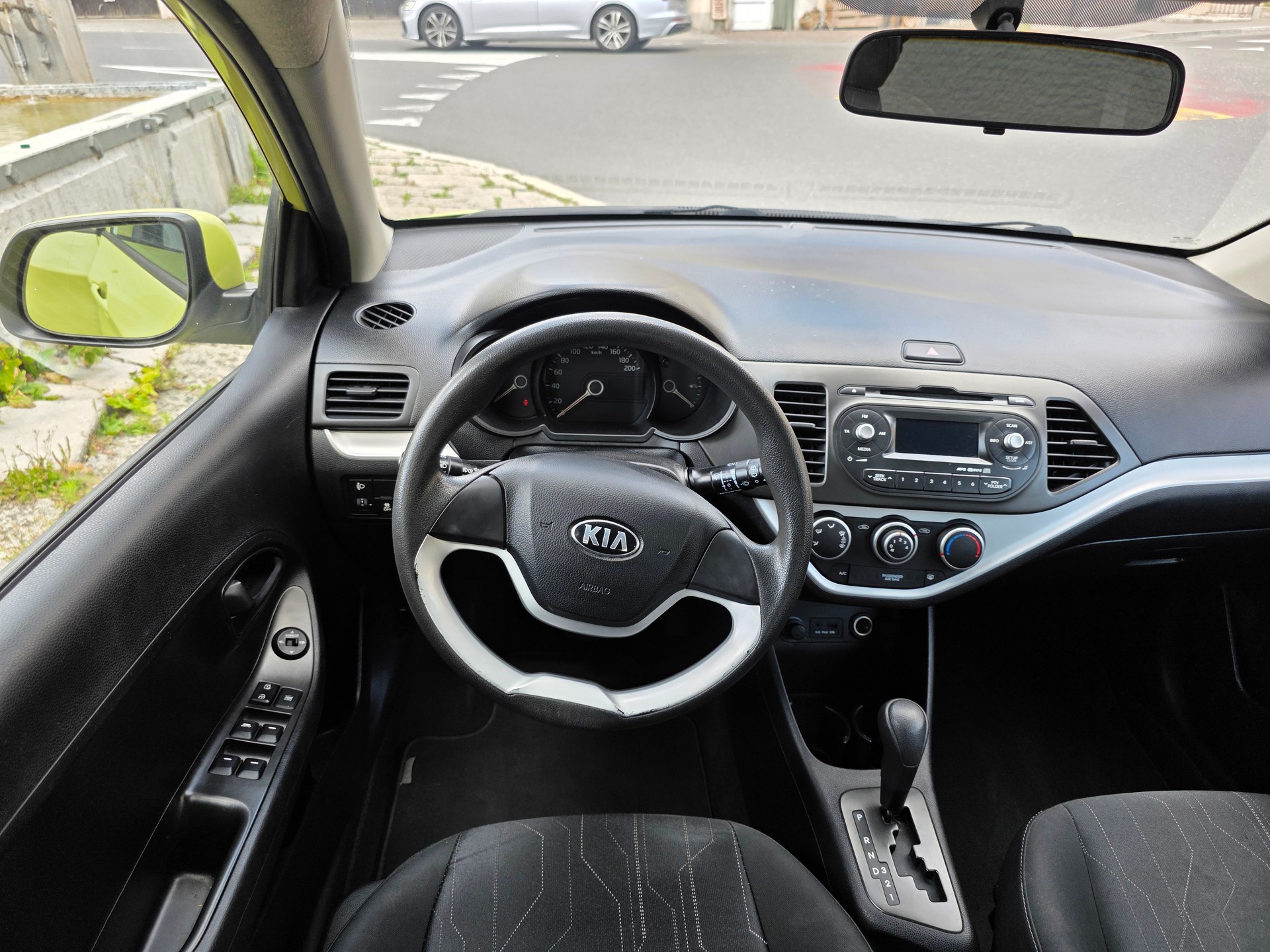 KIA Picanto 1.2 CVVT Trend Automatic-image-6