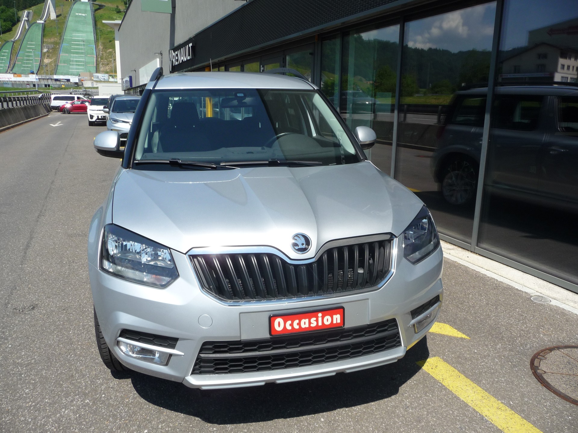 SKODA Yeti 1.4 TSI Active 4x2 DSG-showroom-element-1