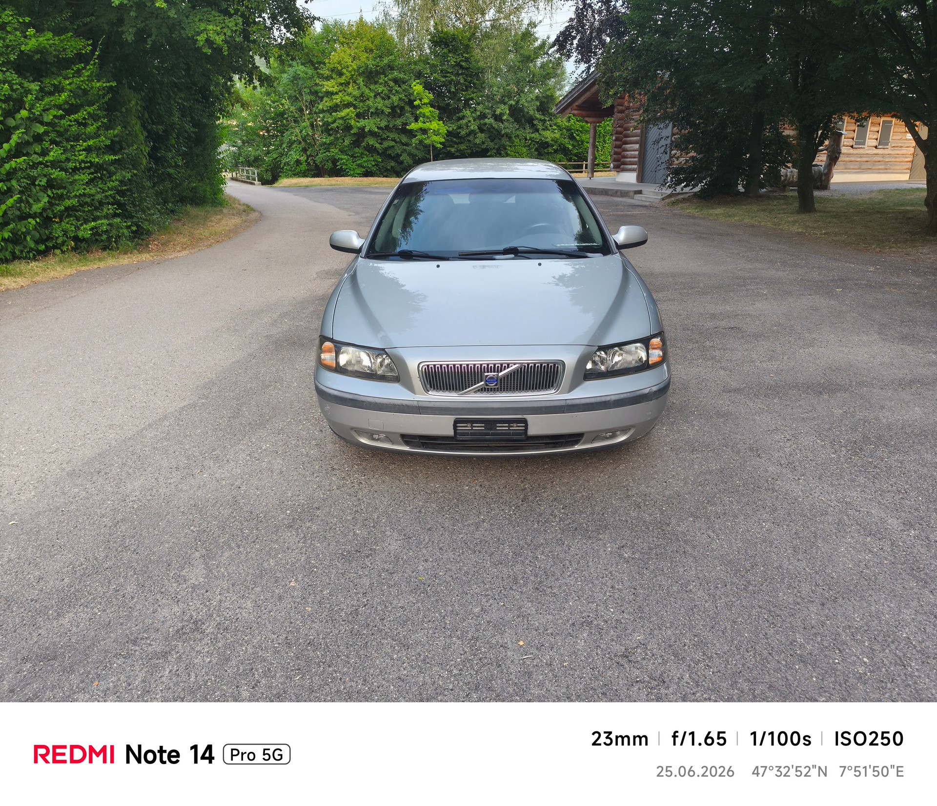 VOLVO 2.4 140-image-0