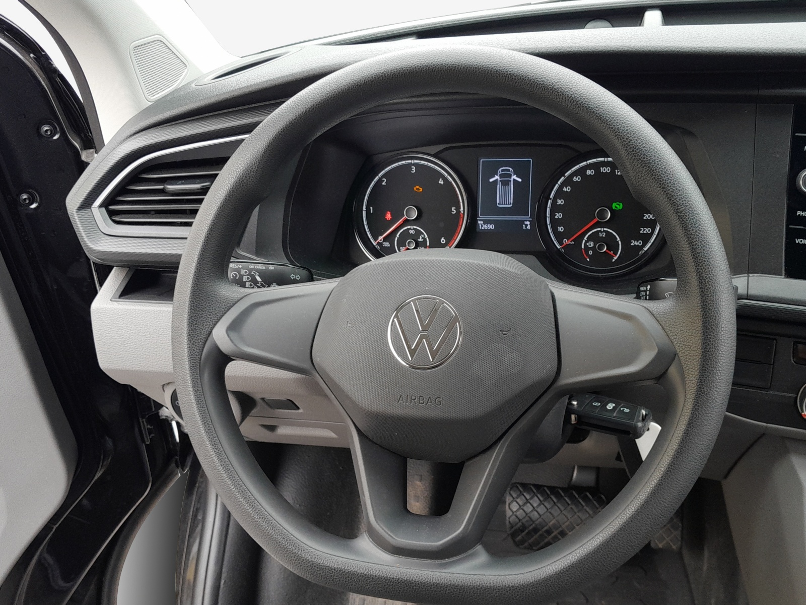 VW T6.1 2.0 TDI DSG-image-9