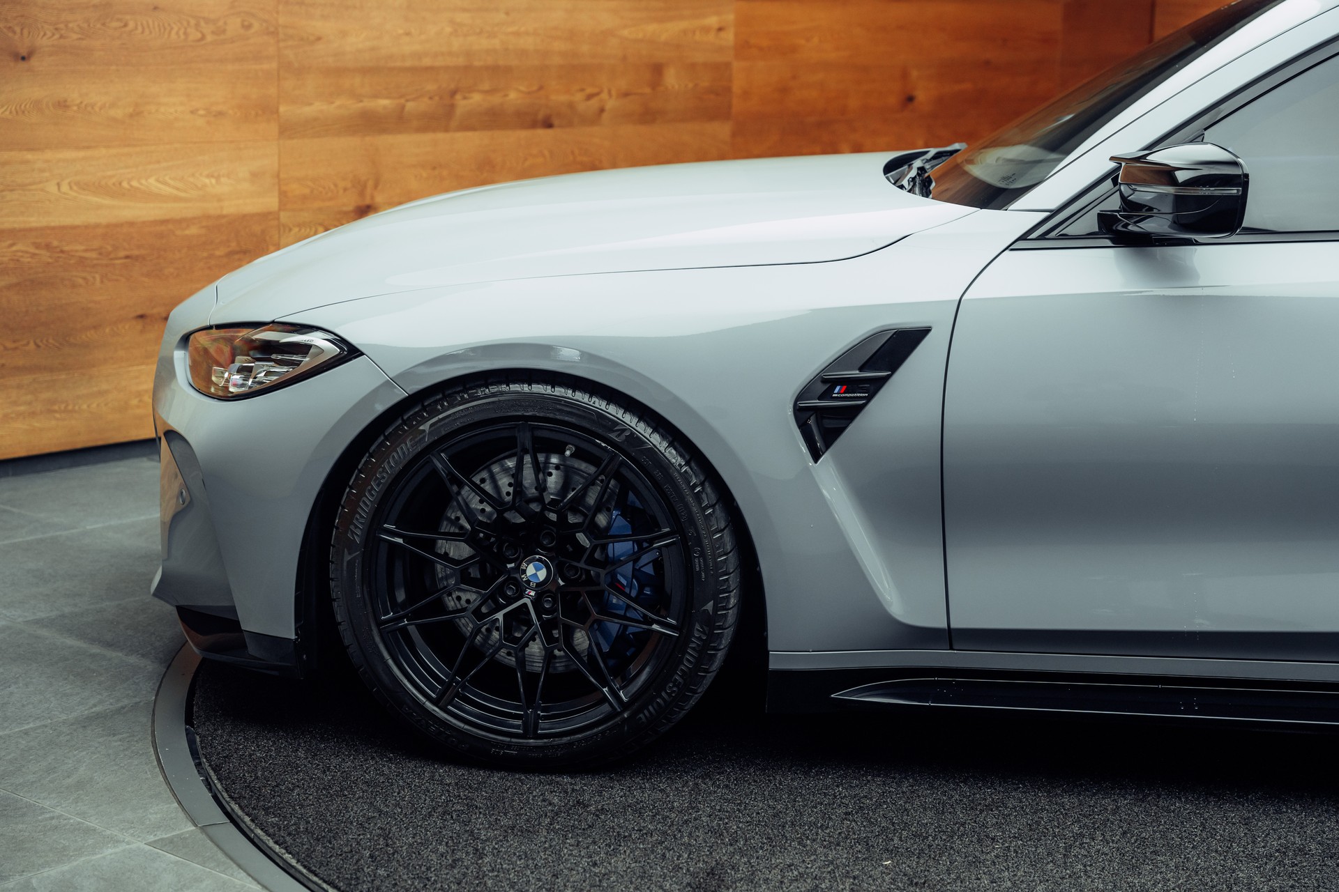 BMW M3 Competition xDrive-image-23