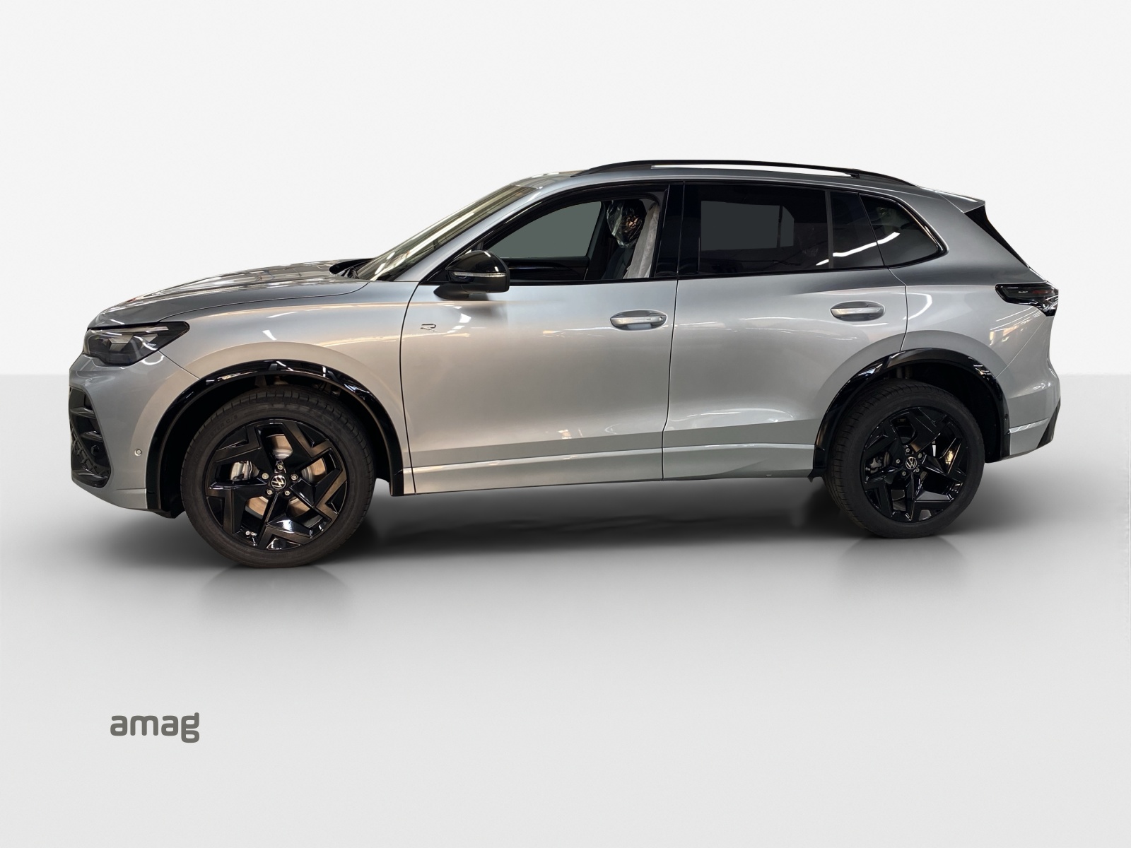 VW Tiguan 2.0 TSI DSG R-Line 4Motion-image-1