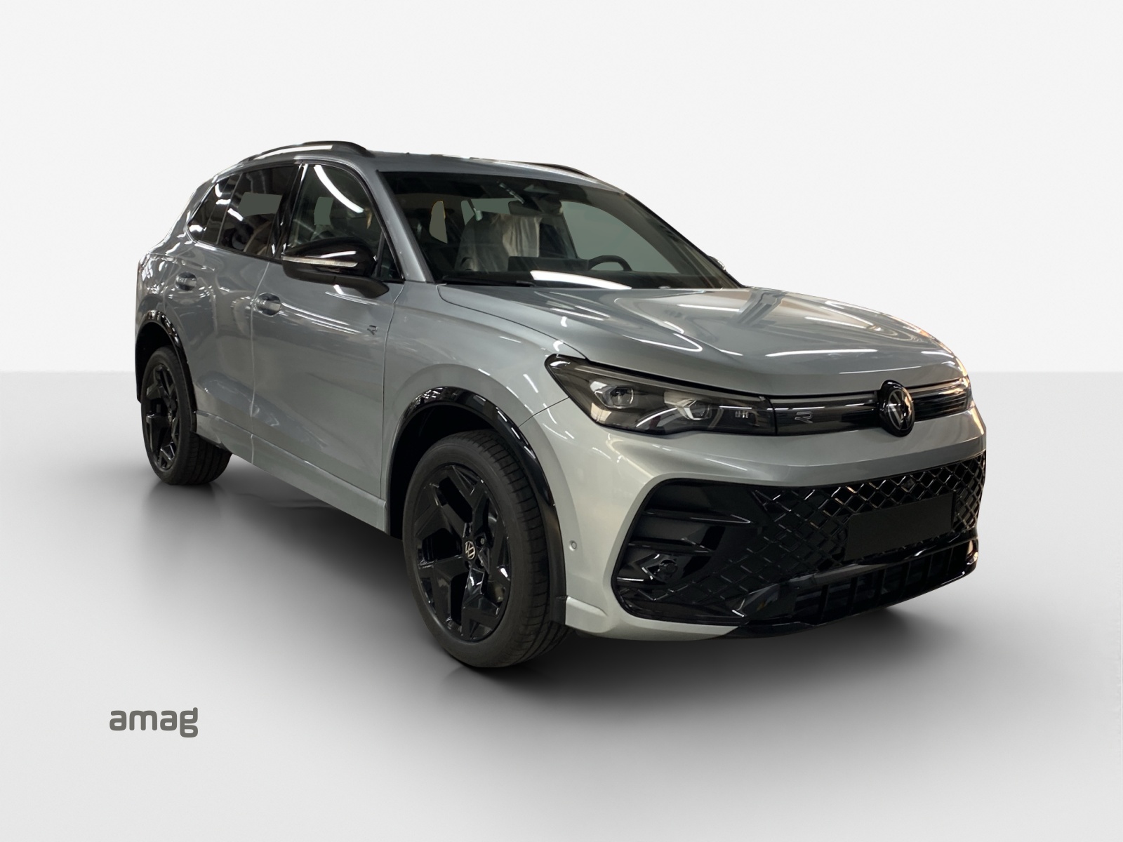 VW Tiguan 2.0 TSI DSG R-Line 4Motion-image-5