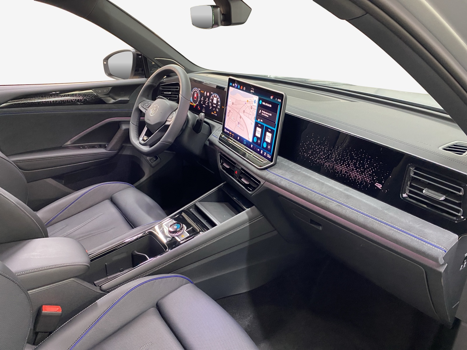 VW Tiguan 2.0 TSI DSG R-Line 4Motion-image-13