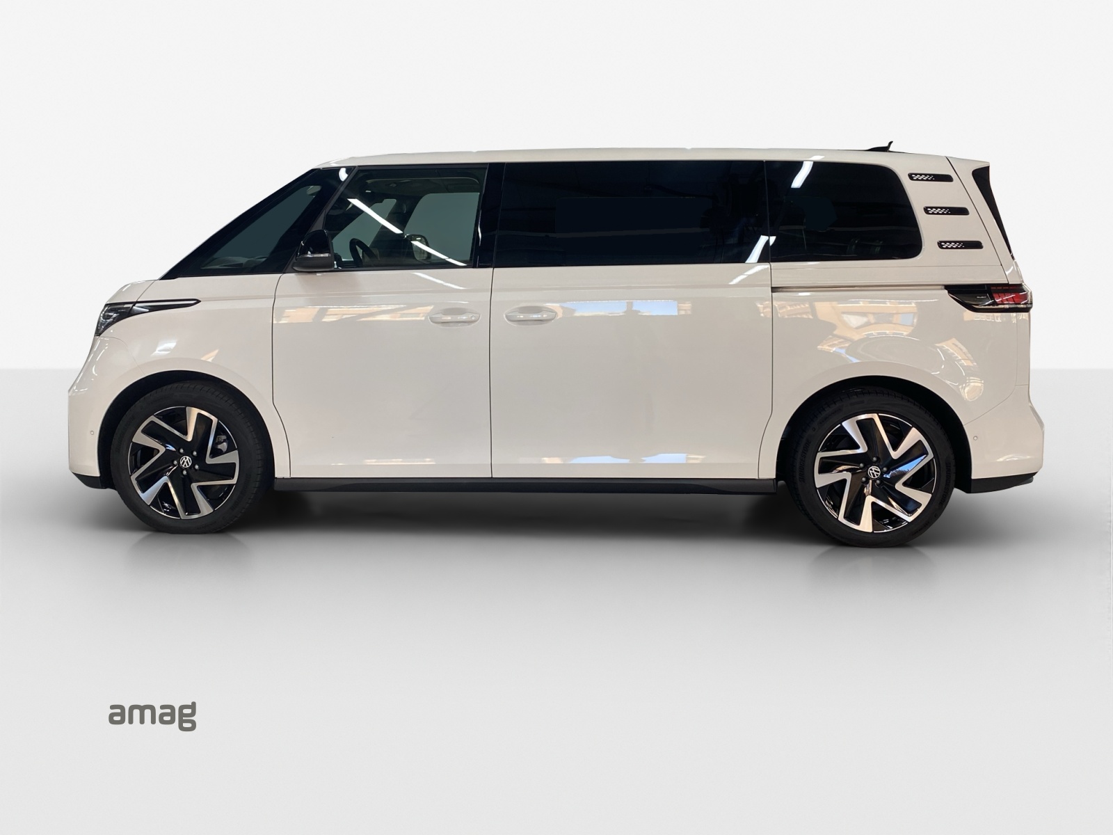 VW ID.Buzz LWB Pro 4 Motion-image-1