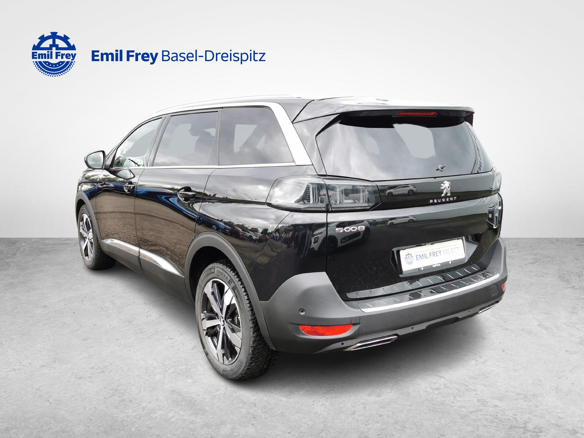PEUGEOT 5008 1.6 PureTech GT Pack-image-2