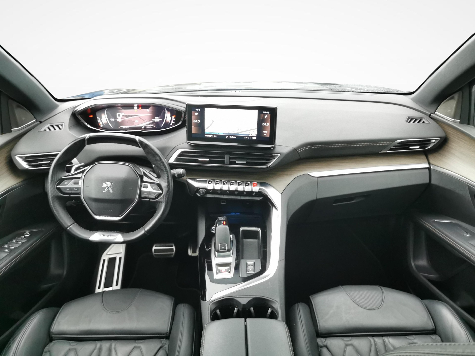 PEUGEOT 5008 1.6 PureTech GT Pack-image-4