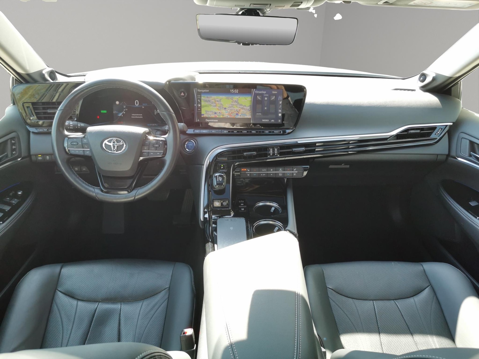 TOYOTA Mirai Fuel Cell Platinum-image-3