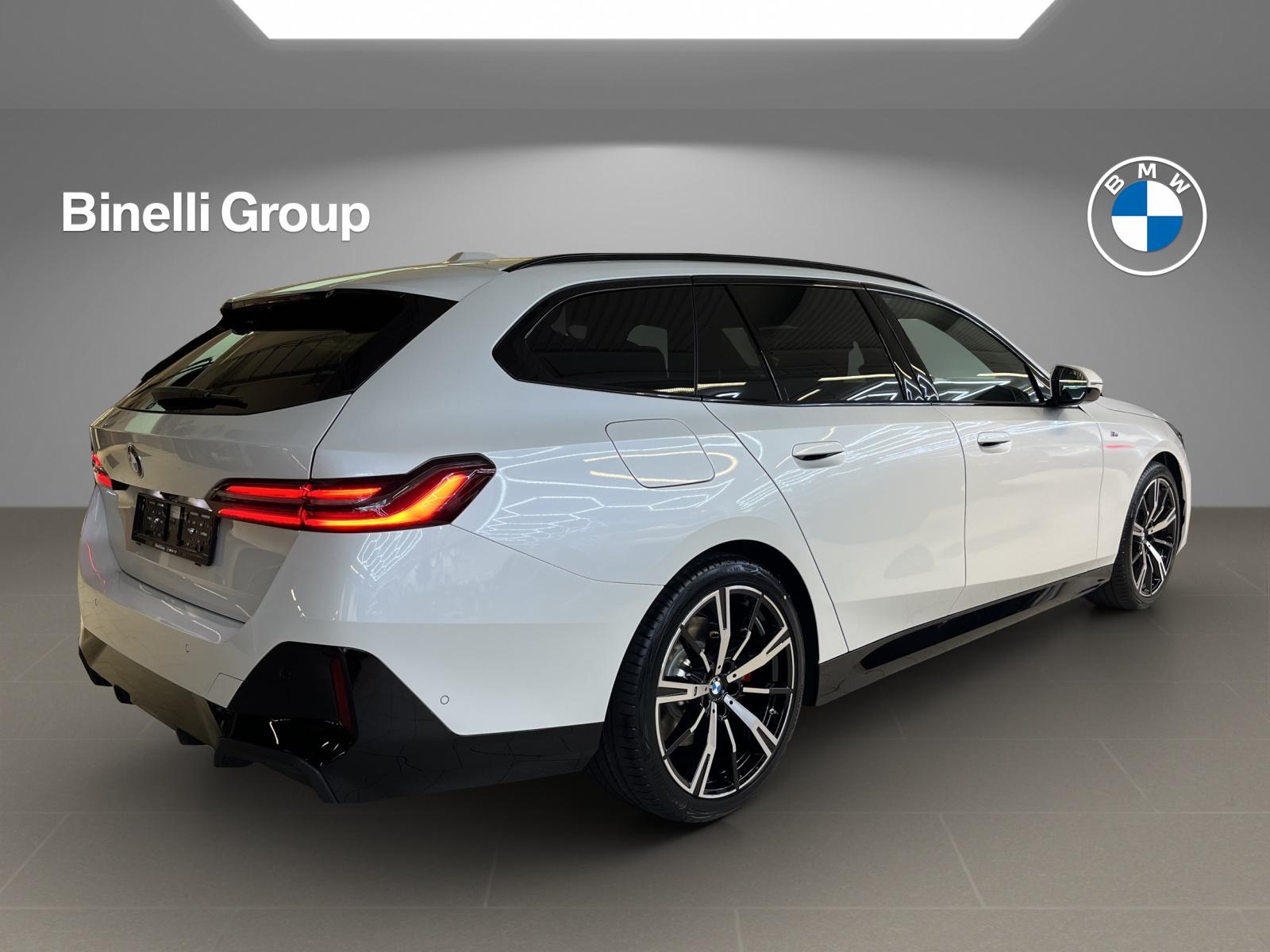 BMW 540d xDrive Touring-image-6
