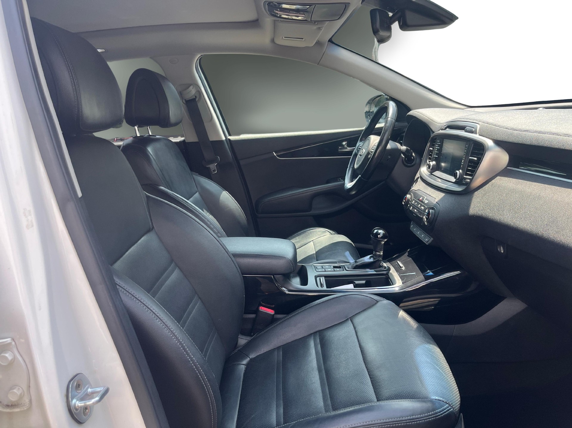 KIA Sorento 2.2 CRDI Style 7P. Automatic-image-8