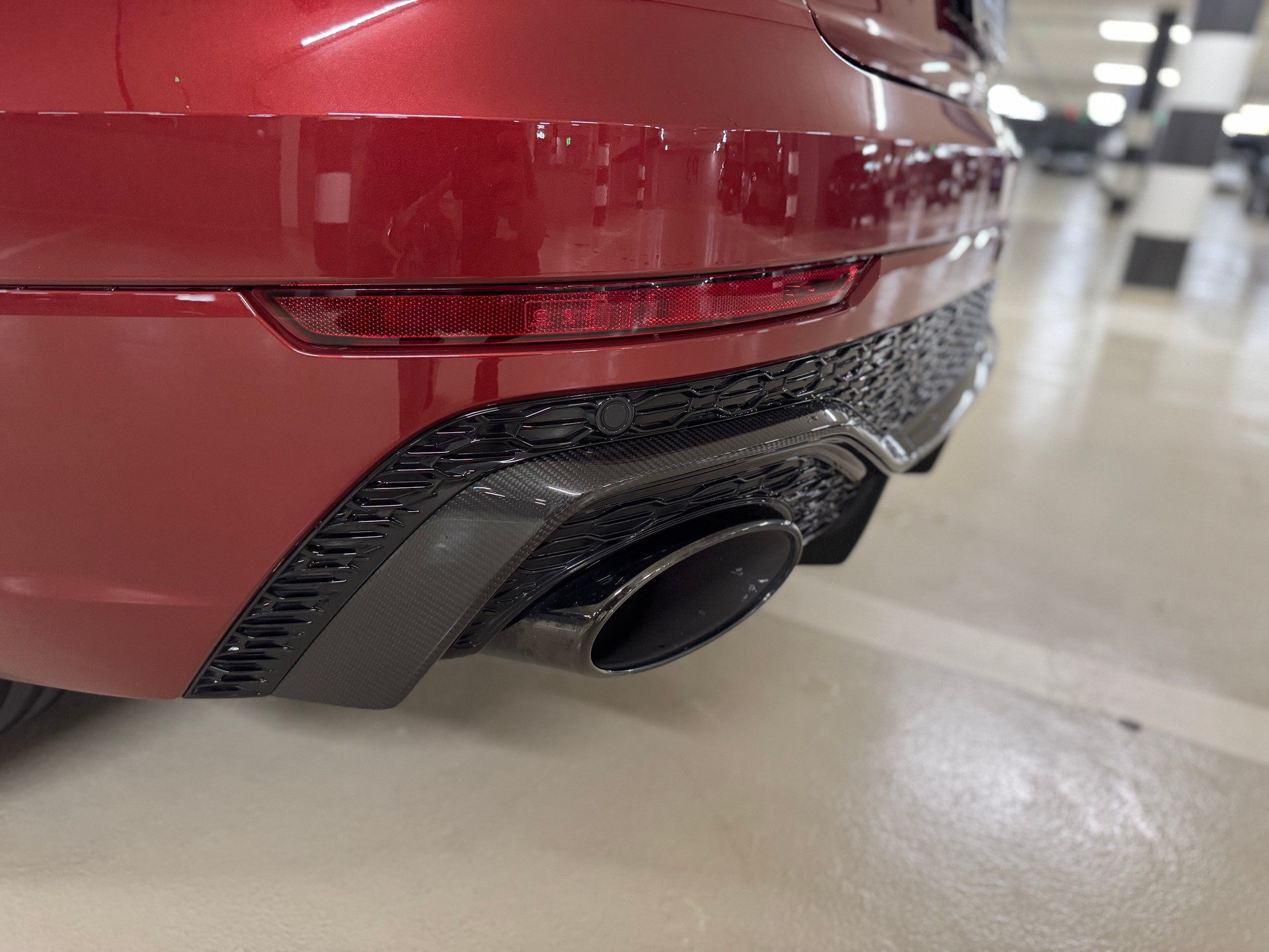 AUDI RSQ8 quattro tiptronic-image-3