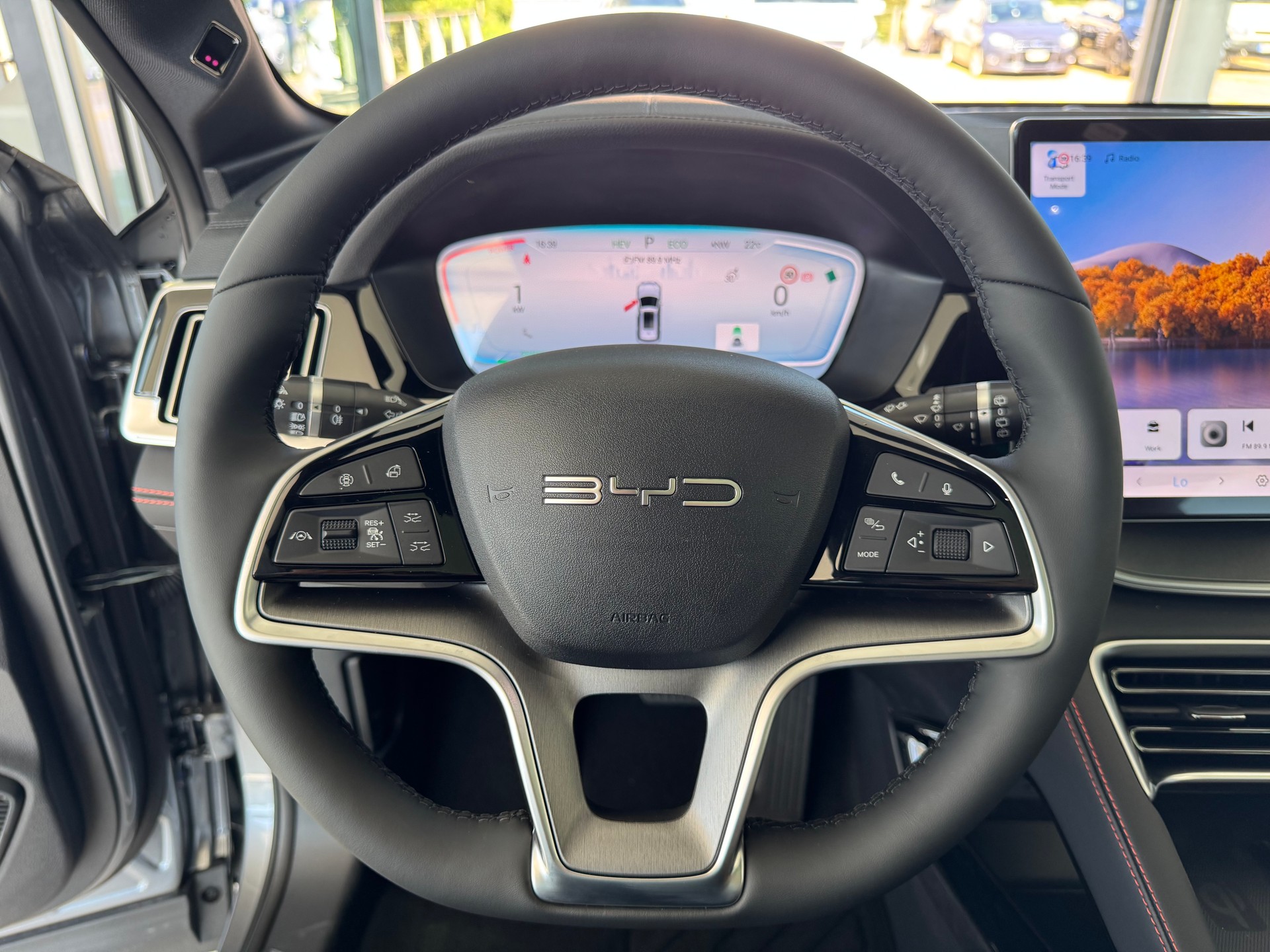 BYD Seal U DM-i Design AWD-image-13