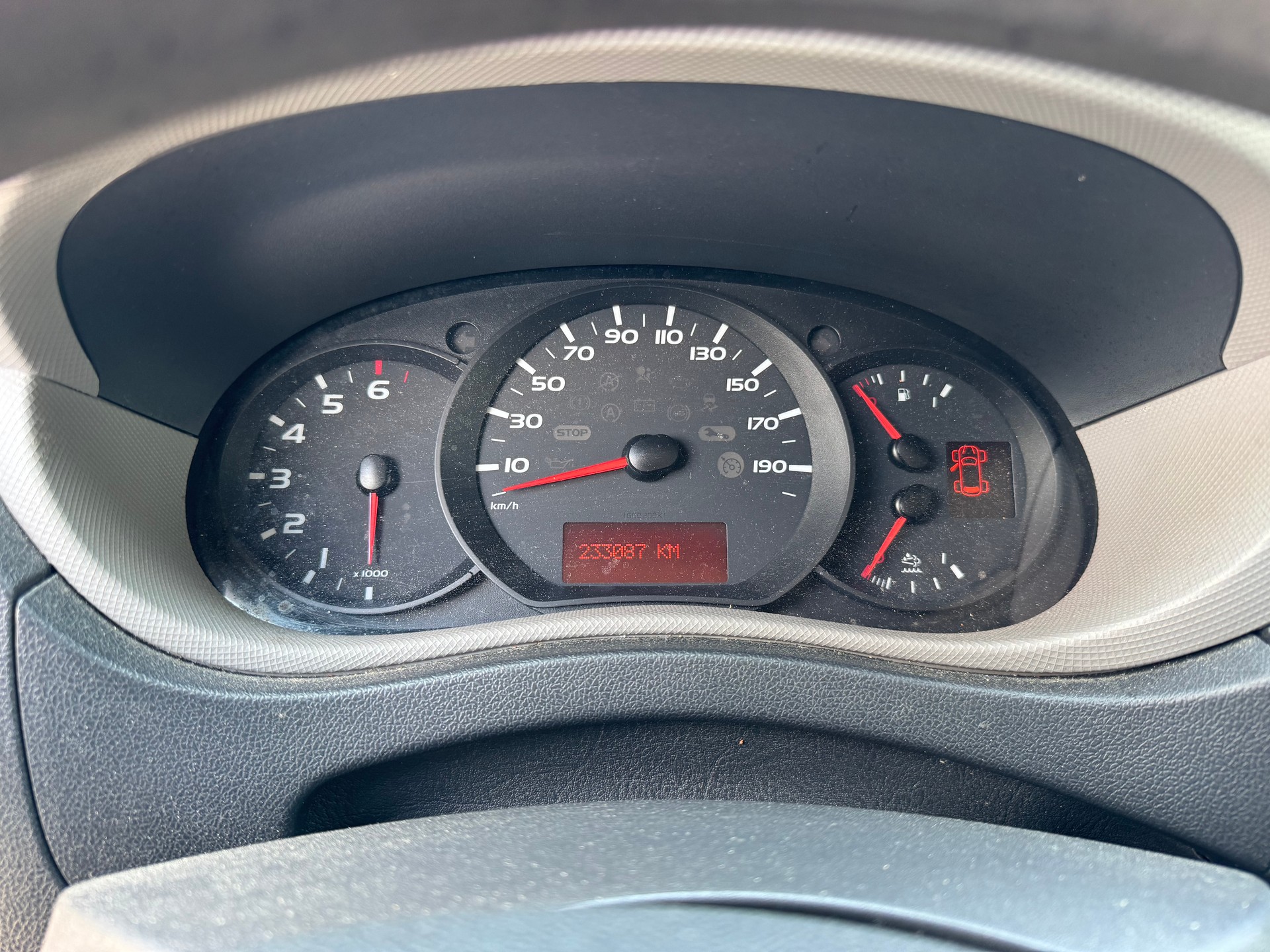 RENAULT Master T35 ENERGY 2.3dCi 145 L2H2-image-13