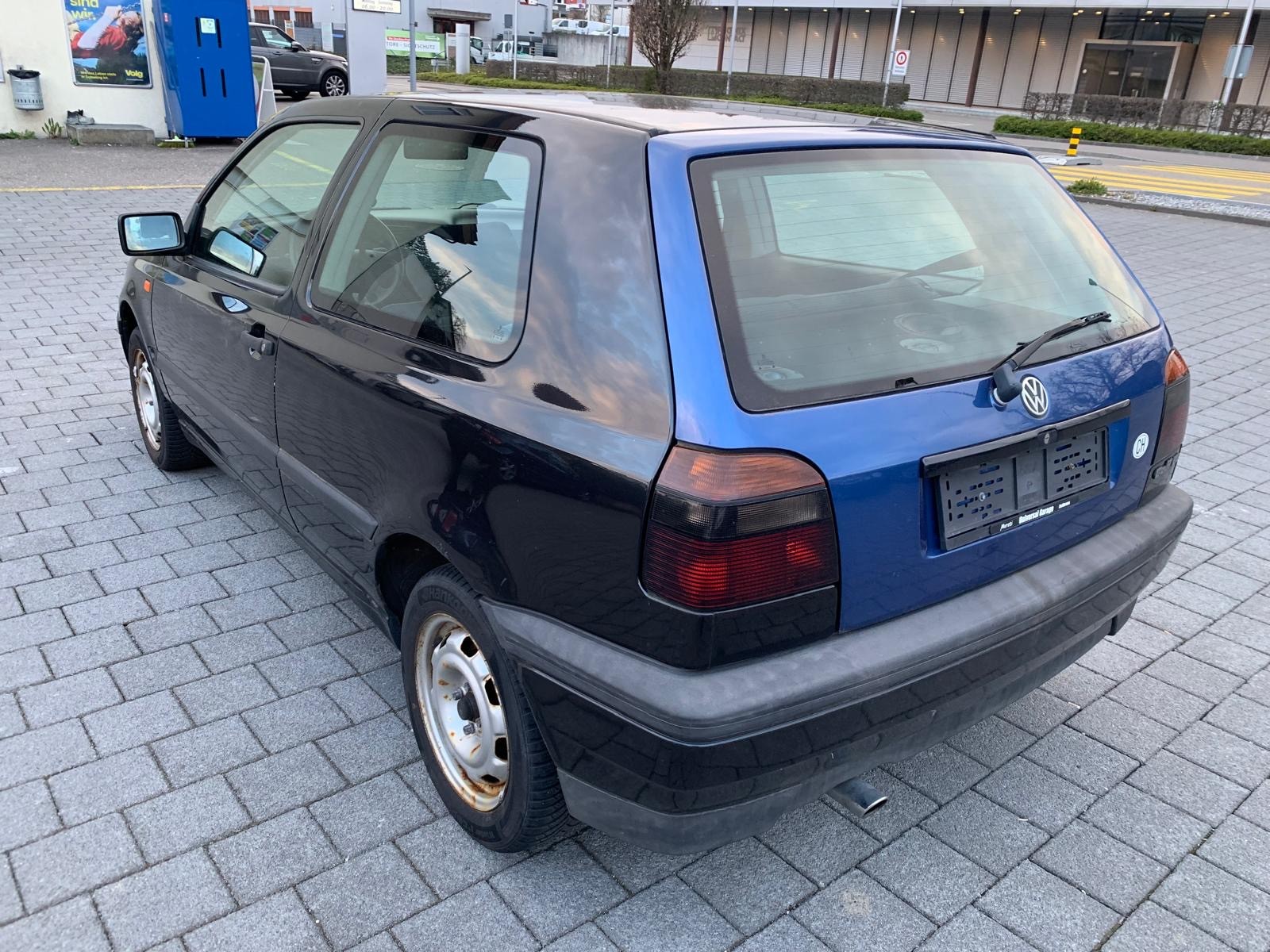 VW Golf 1800 S-Plus (GL)-image-2