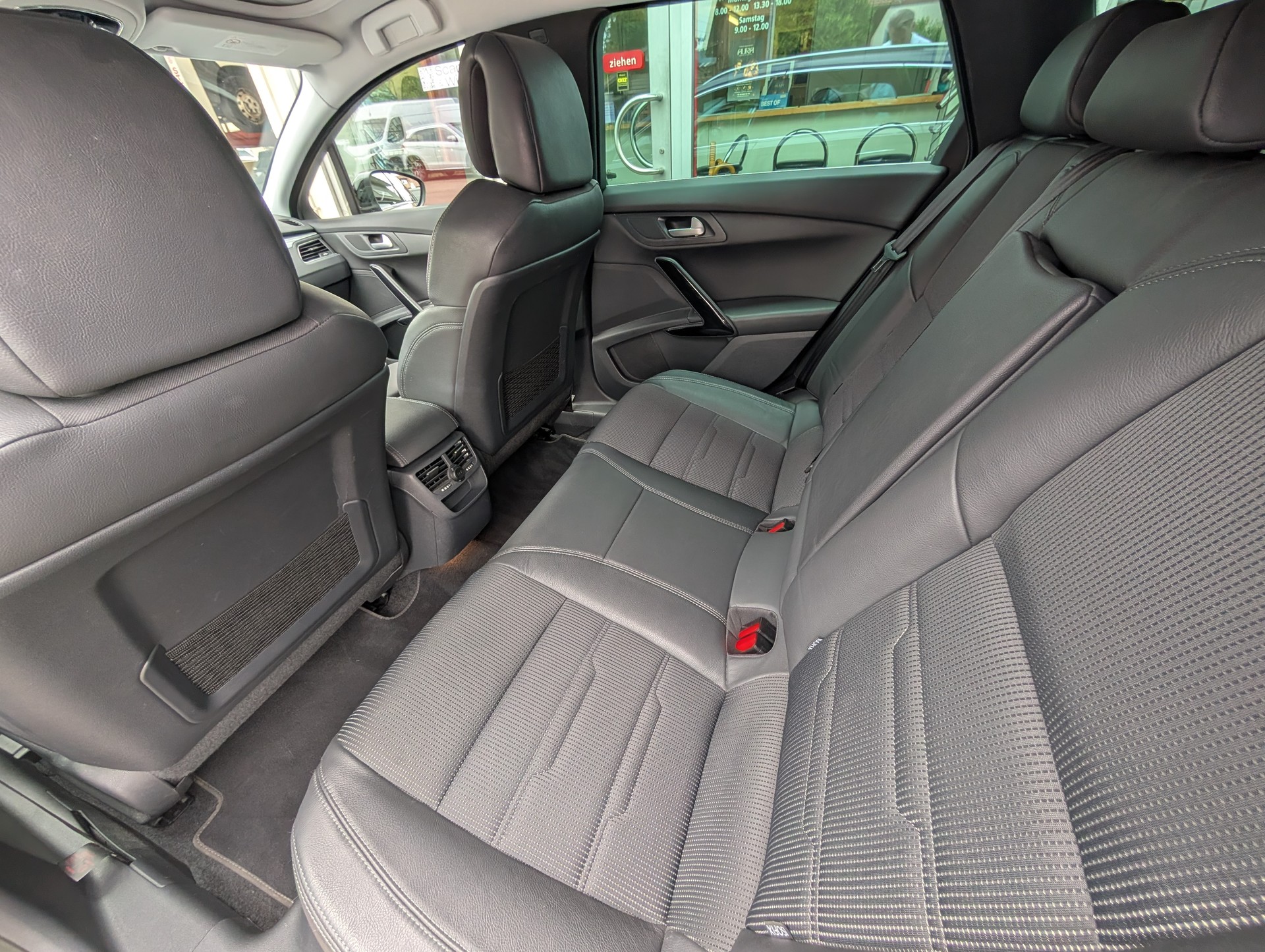 PEUGEOT 508 SW 2.2 HDI GT Automatic-image-10