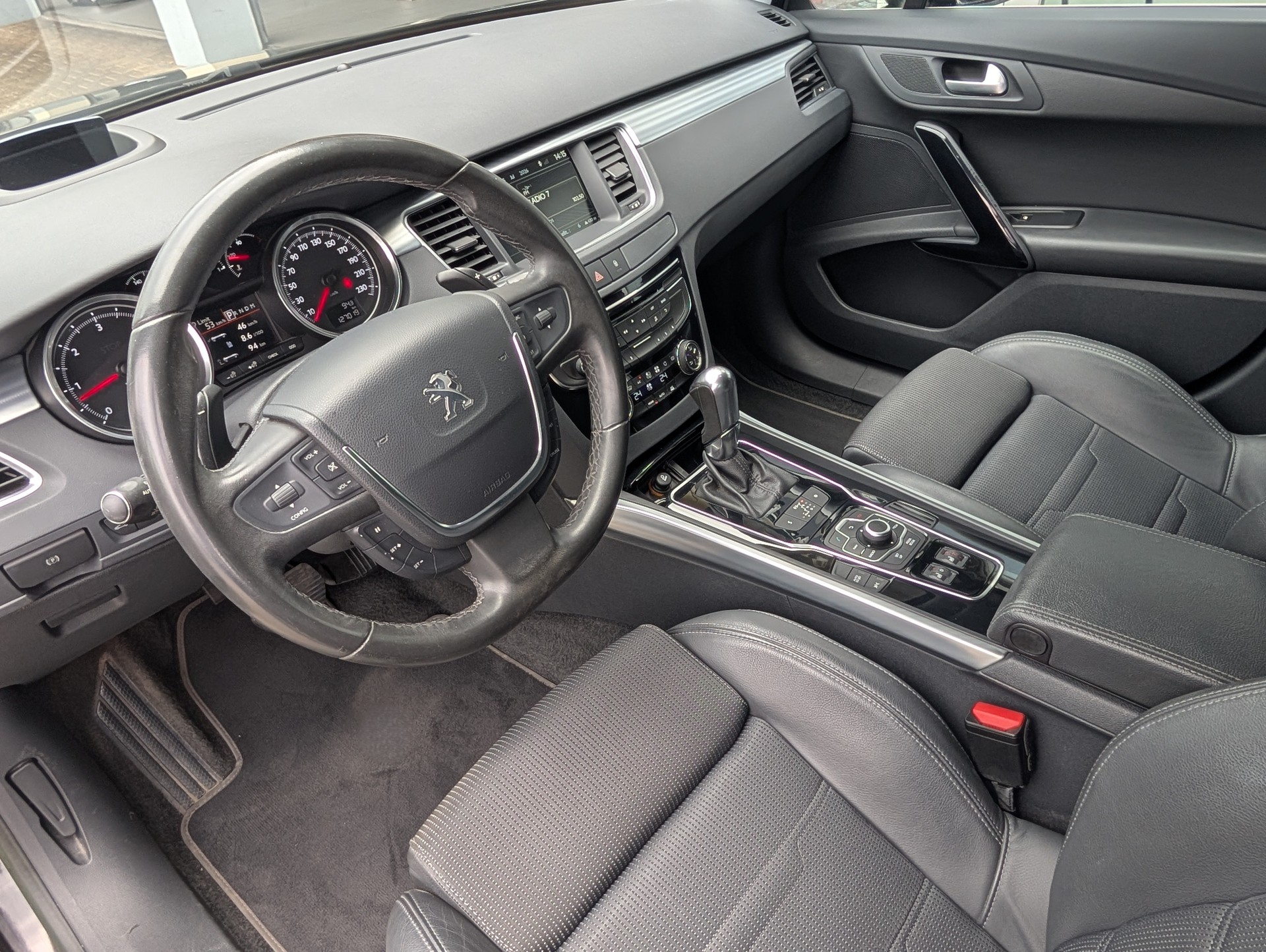 PEUGEOT 508 SW 2.2 HDI GT Automatic-image-14