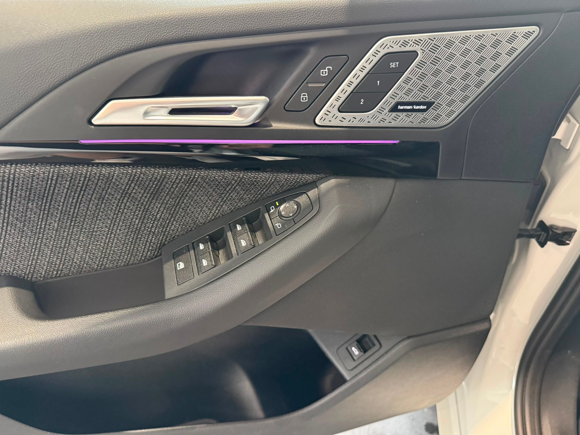 BMW 218i Active Tourer DKG-image-14