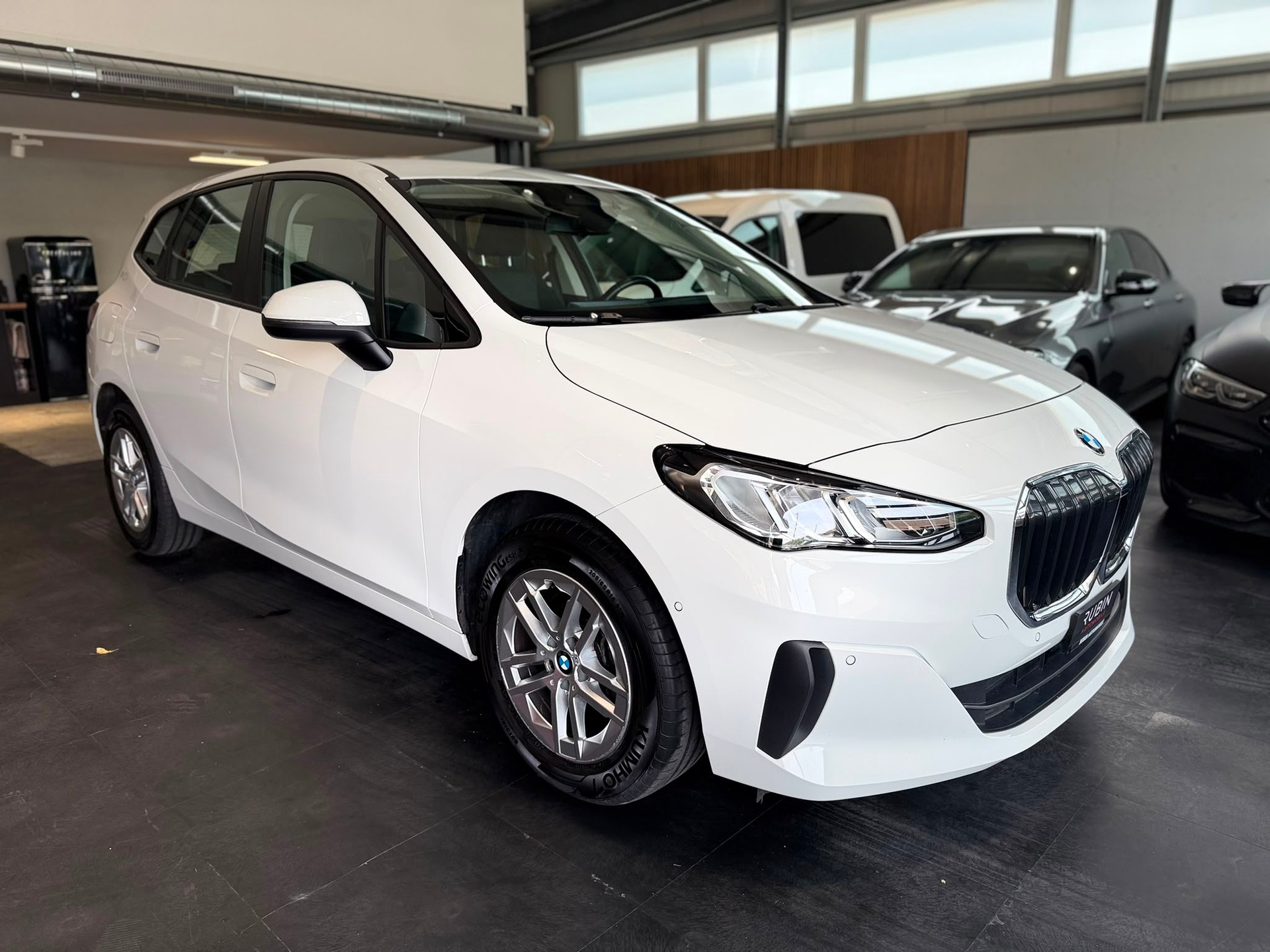 BMW 218i Active Tourer DKG-image-5
