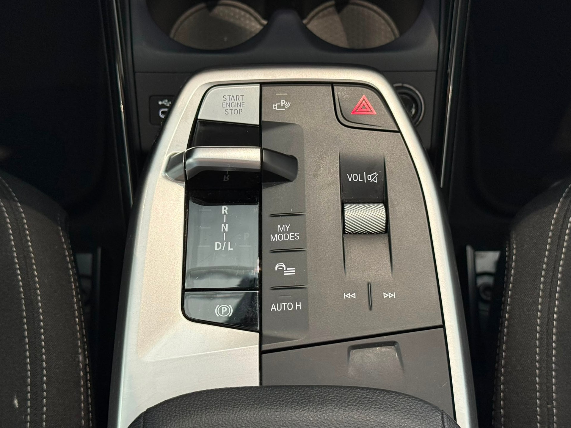 BMW 218i Active Tourer DKG-image-13