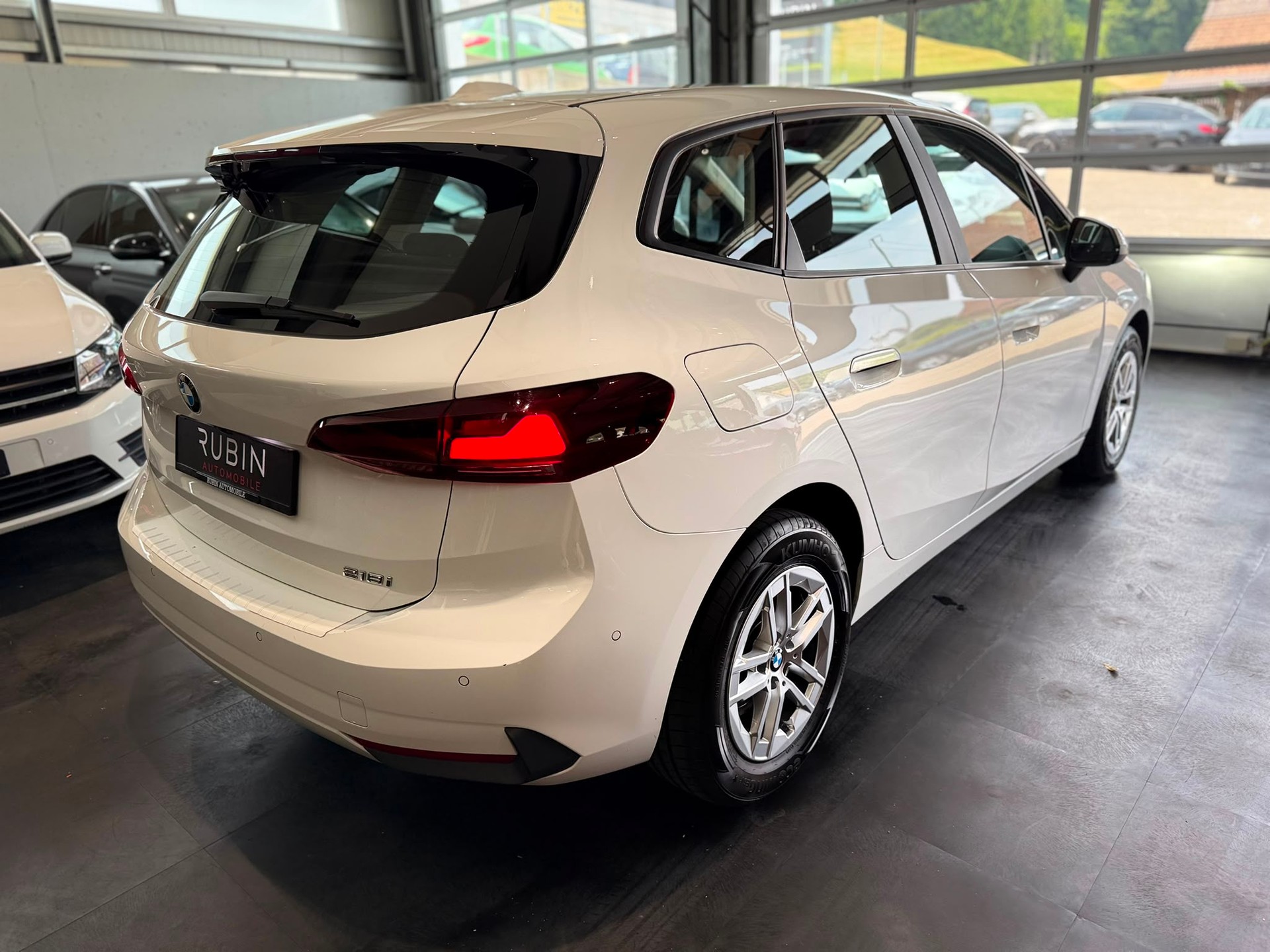 BMW 218i Active Tourer DKG-image-4