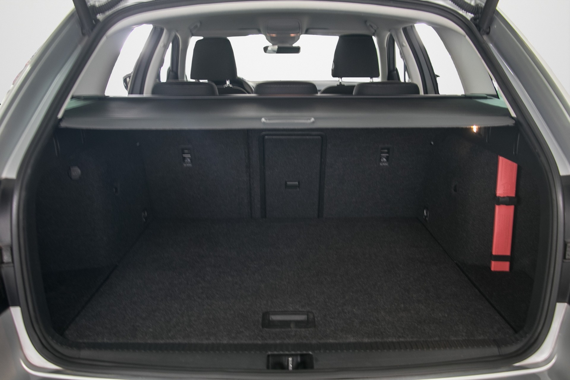 SKODA Octavia Combi 1.5 TSI Soleil DSG-image-12